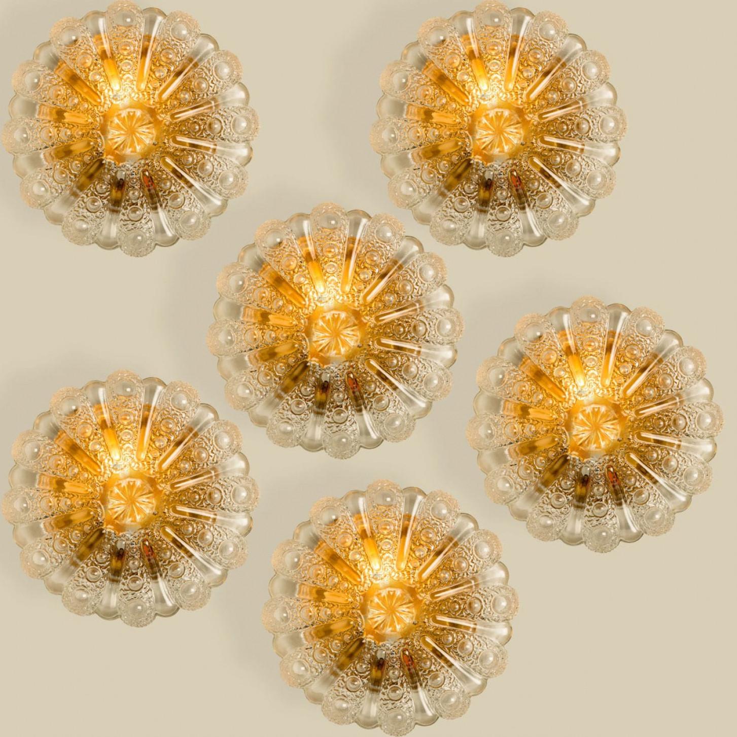Mid-Century moderno Diverse luci da parete/apparecchiature in vetro a bolle nello stile di Tynell, 1960 in vendita