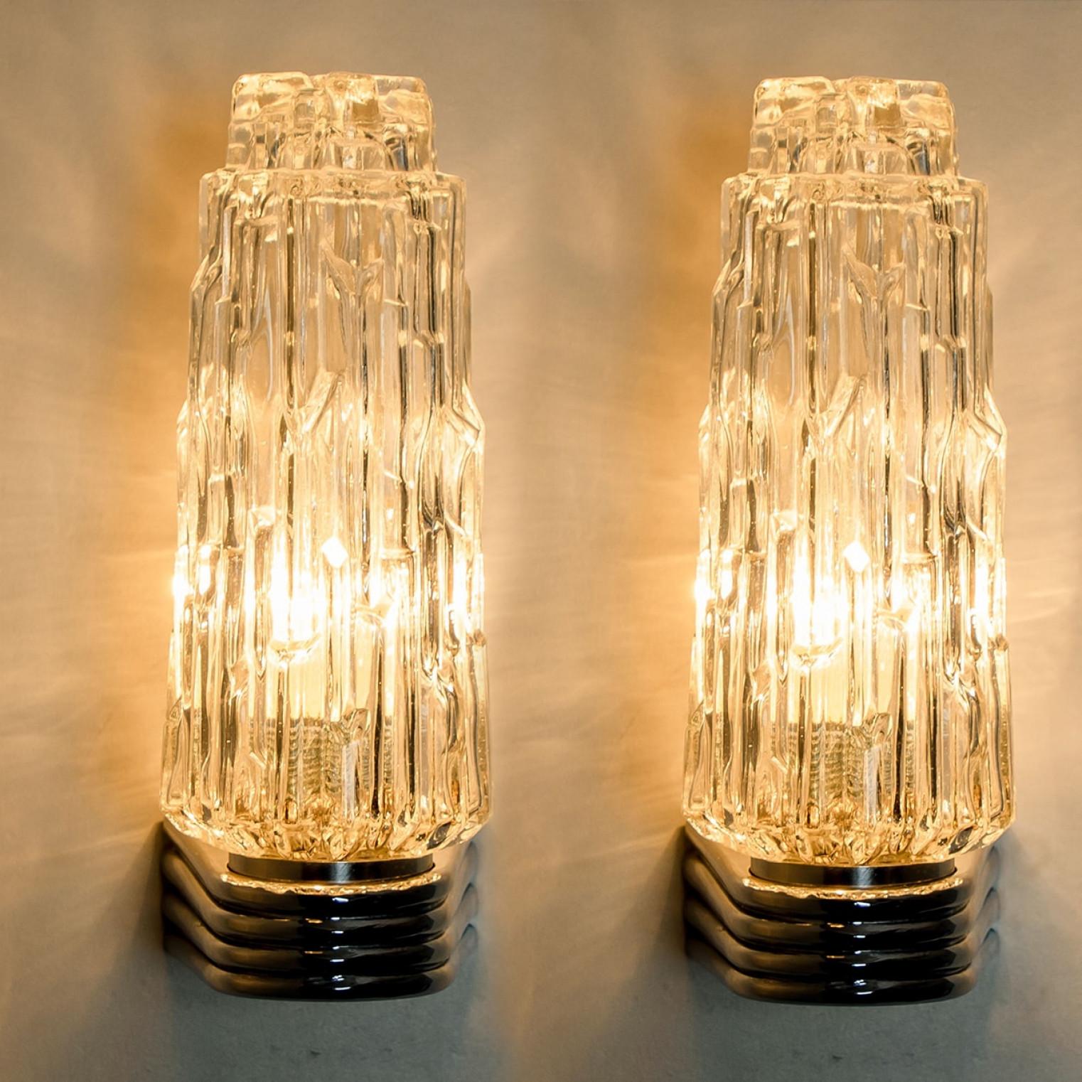 Diverse lampade cromate con vetro trasparente, 1960 in vendita 2
