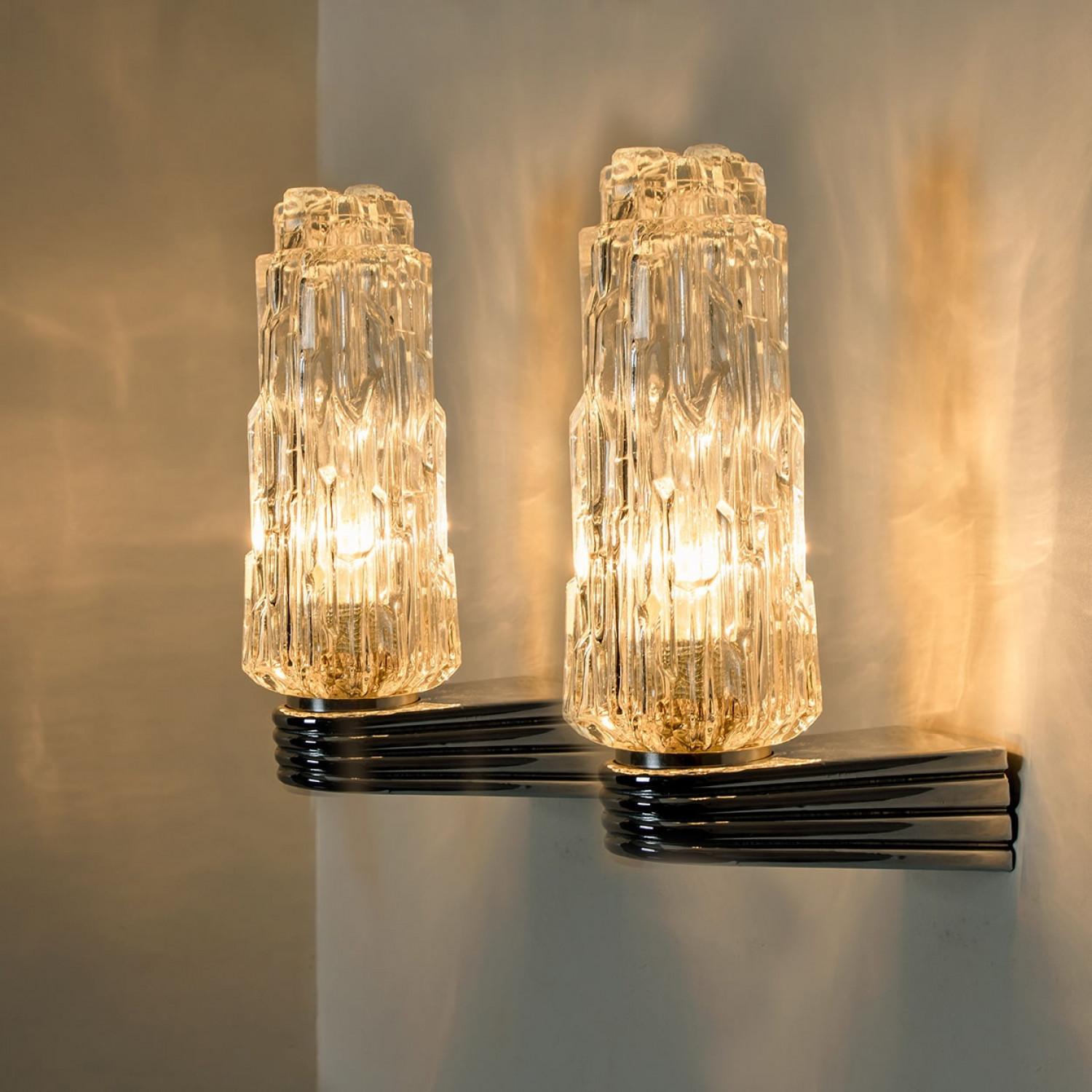 Diverse lampade cromate con vetro trasparente, 1960 in vendita 4
