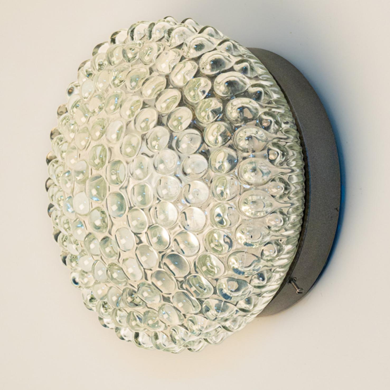 Diverse lampade da parete circolari in vetro di Helena Tynell, 1970 in vendita 5