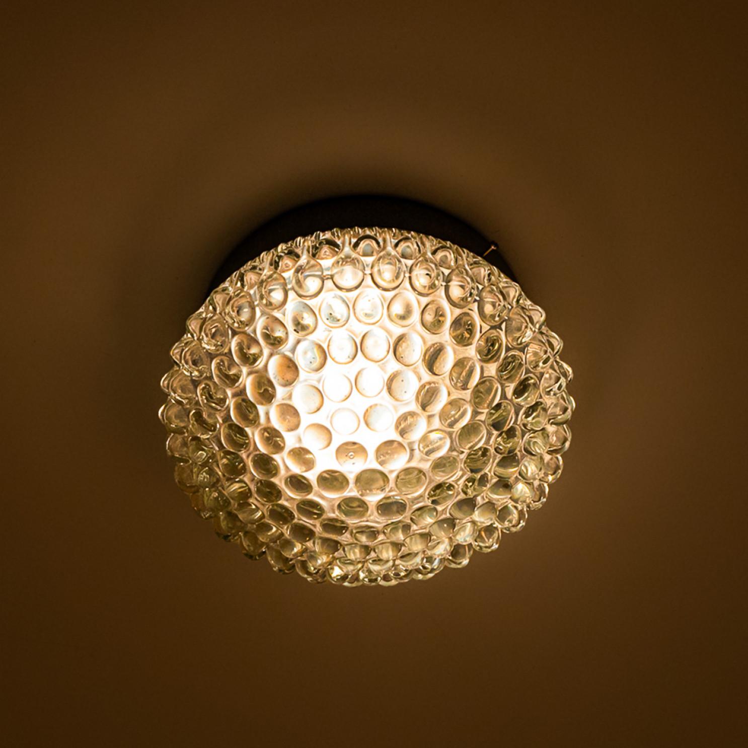 Metallo Diverse lampade da parete circolari in vetro di Helena Tynell, 1970 in vendita