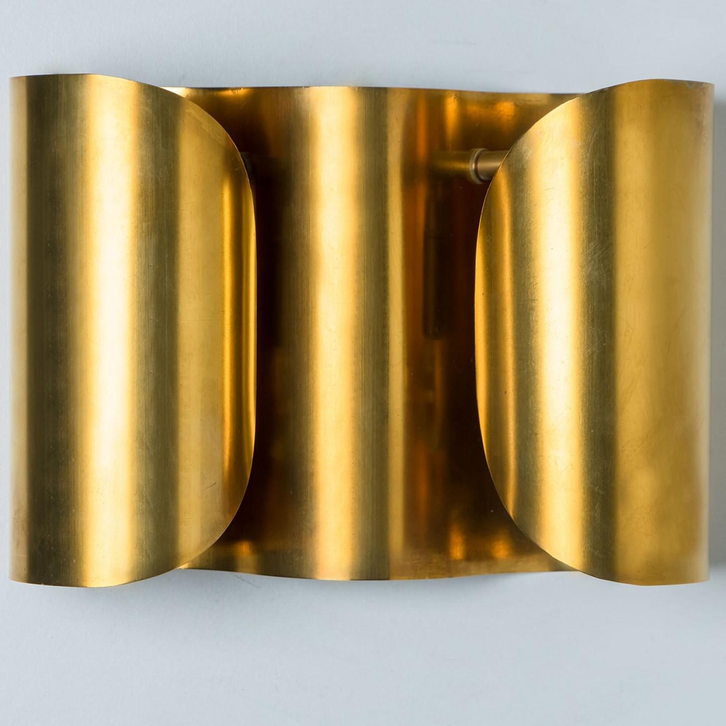 Several Curved Brass Wall Lights, 1970s For Sale 3