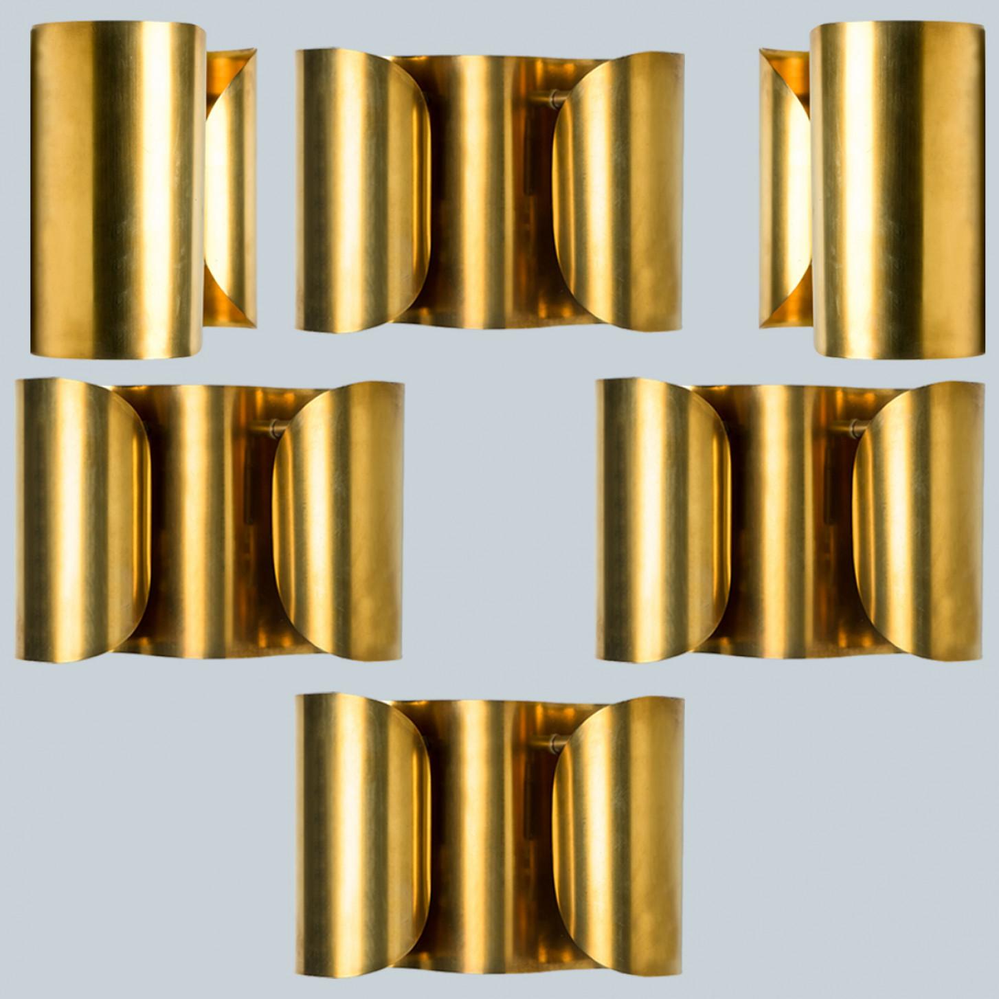 Several Curved Brass Wall Lights, 1970s For Sale 12