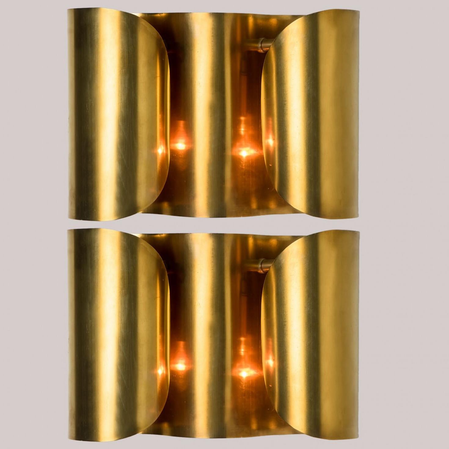 Several Curved Brass Wall Lights, 1970s For Sale 12