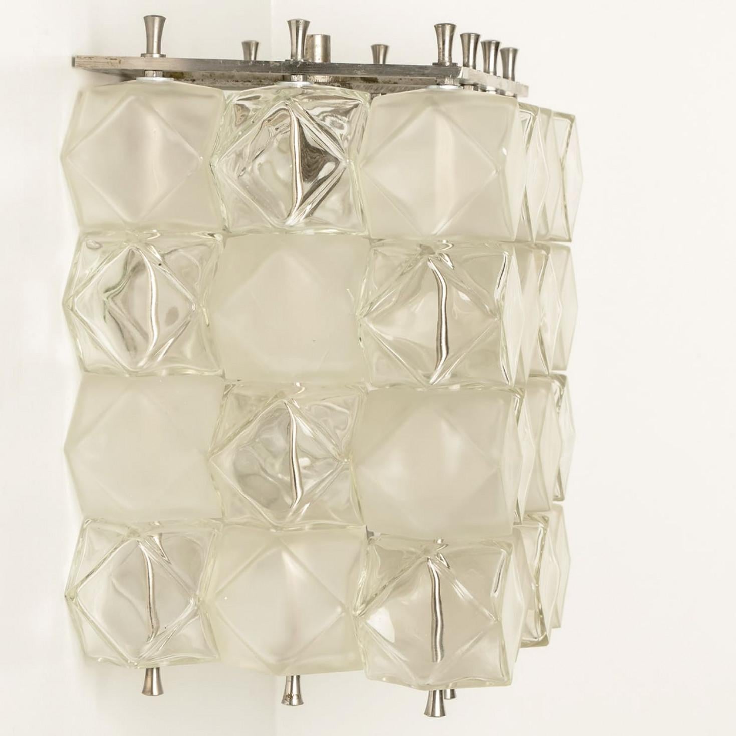 Several  Filvem Voghera Crystal and Nickel Plated Wall Lamps en Bueno estado para la venta en Rijssen, NL