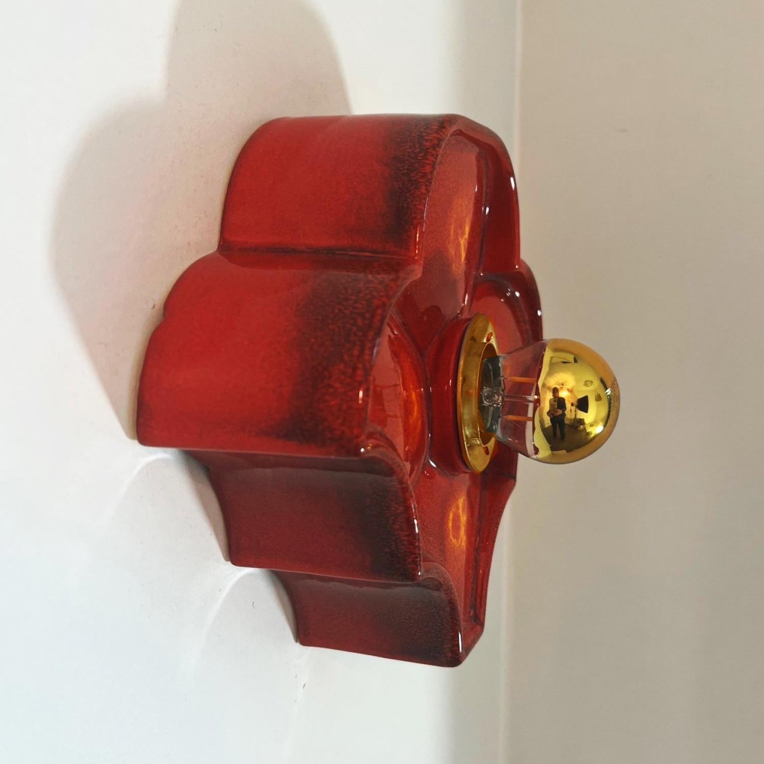 Several Flower Red Ceramic Wall Lights by Hustadt Keramik, Germany, 1970 In Good Condition For Sale In Rijssen, NL