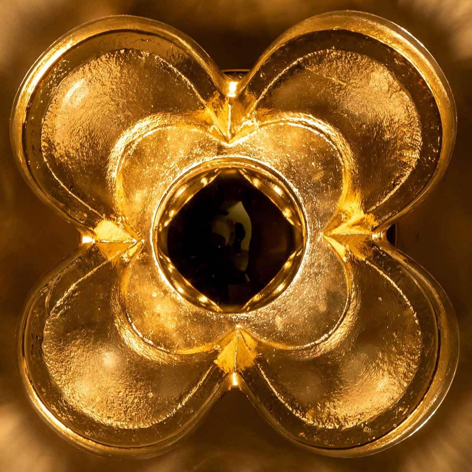 Plusieurs lampes murales en forme de fleur, laiton et verre par Sische, années 1970, Allemagne en vente 4