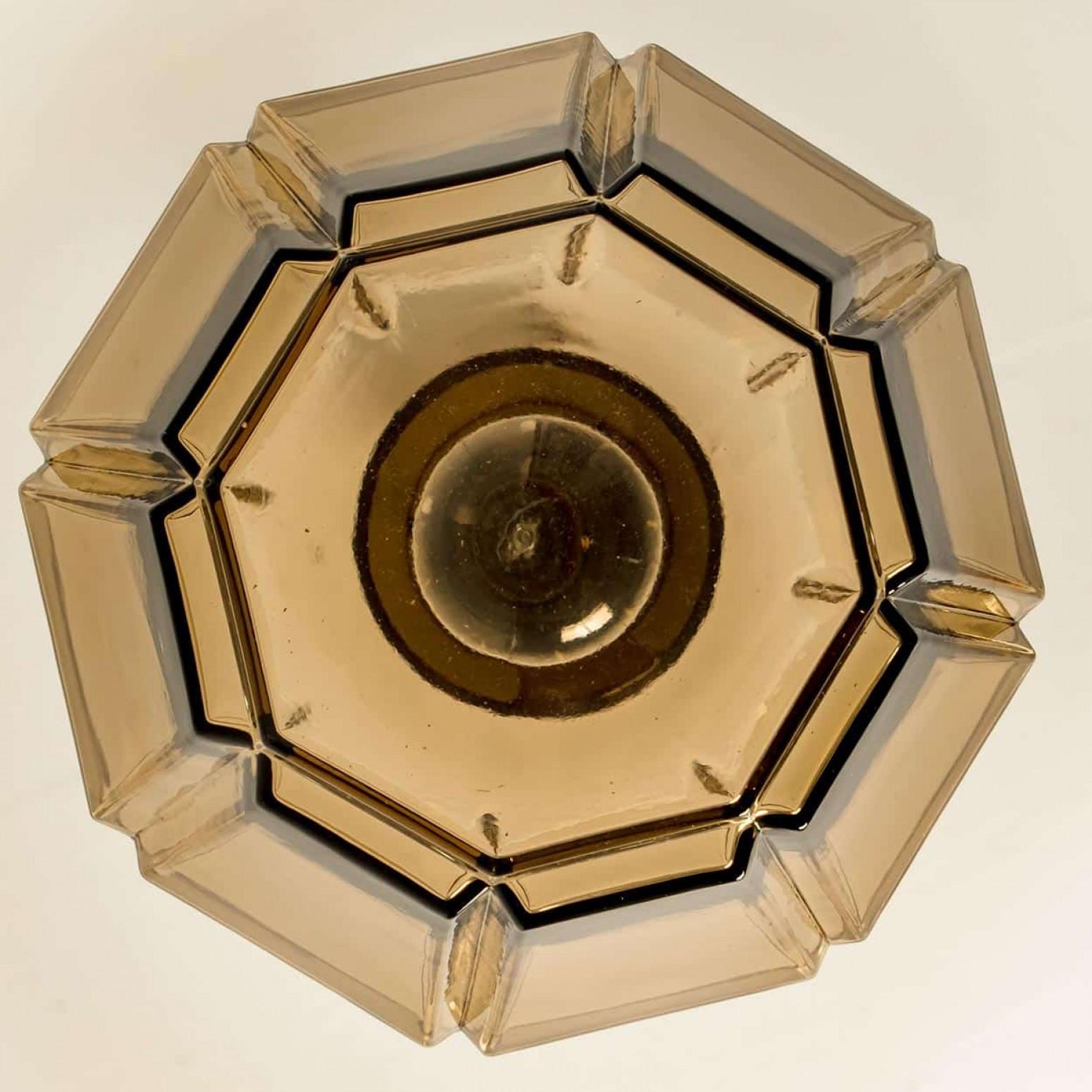 Diverse luci a sospensione geometriche in ottone e vetro di Limburg, anni '70 in vendita 7