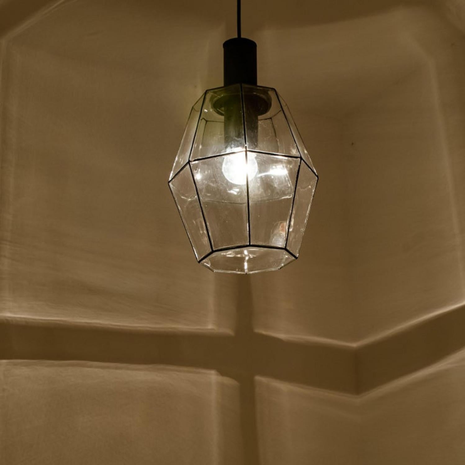 Diversi lampadari geometrici in ferro e vetro trasparente di Limburg in vendita 3