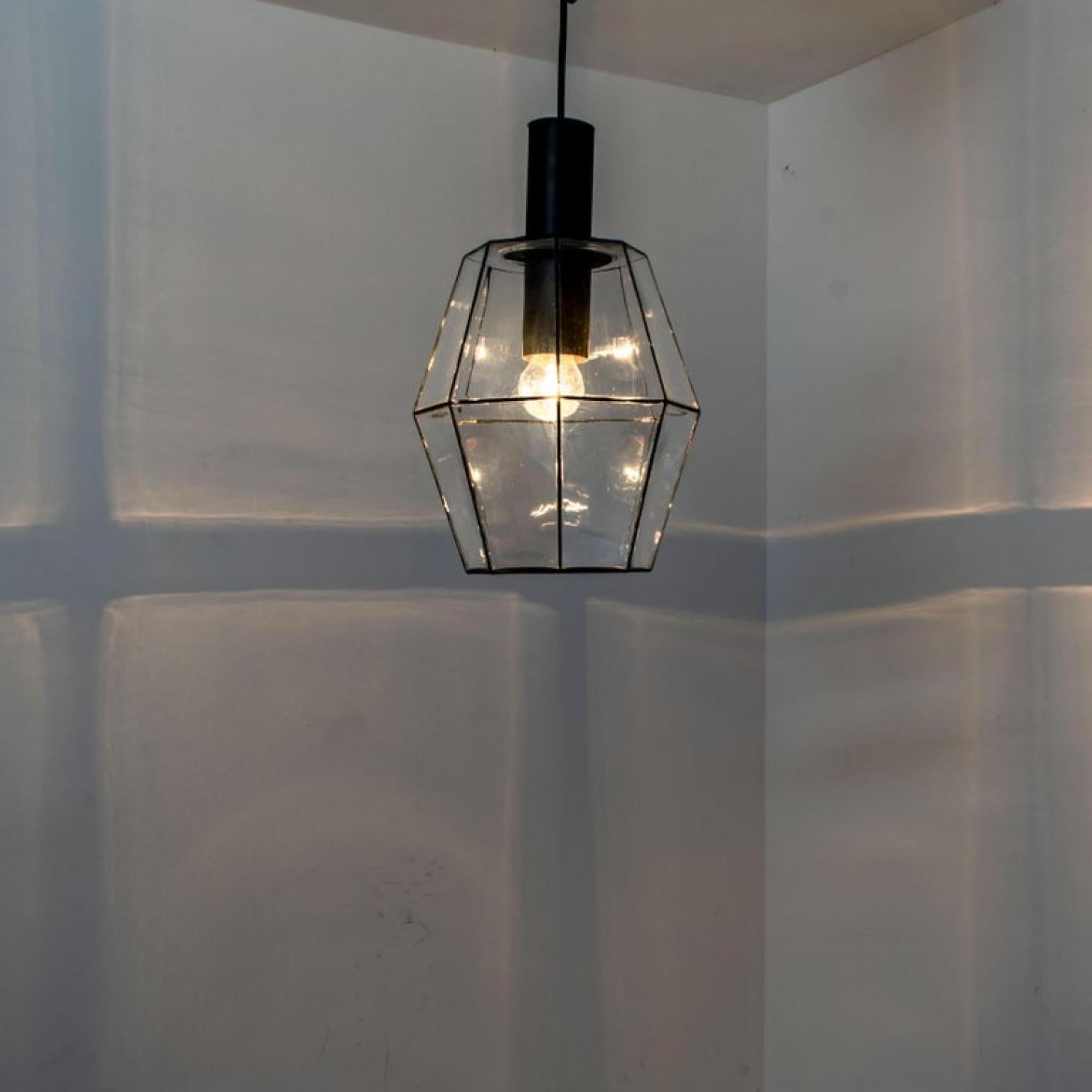 Diversi lampadari geometrici in ferro e vetro trasparente di Limburg in vendita 4