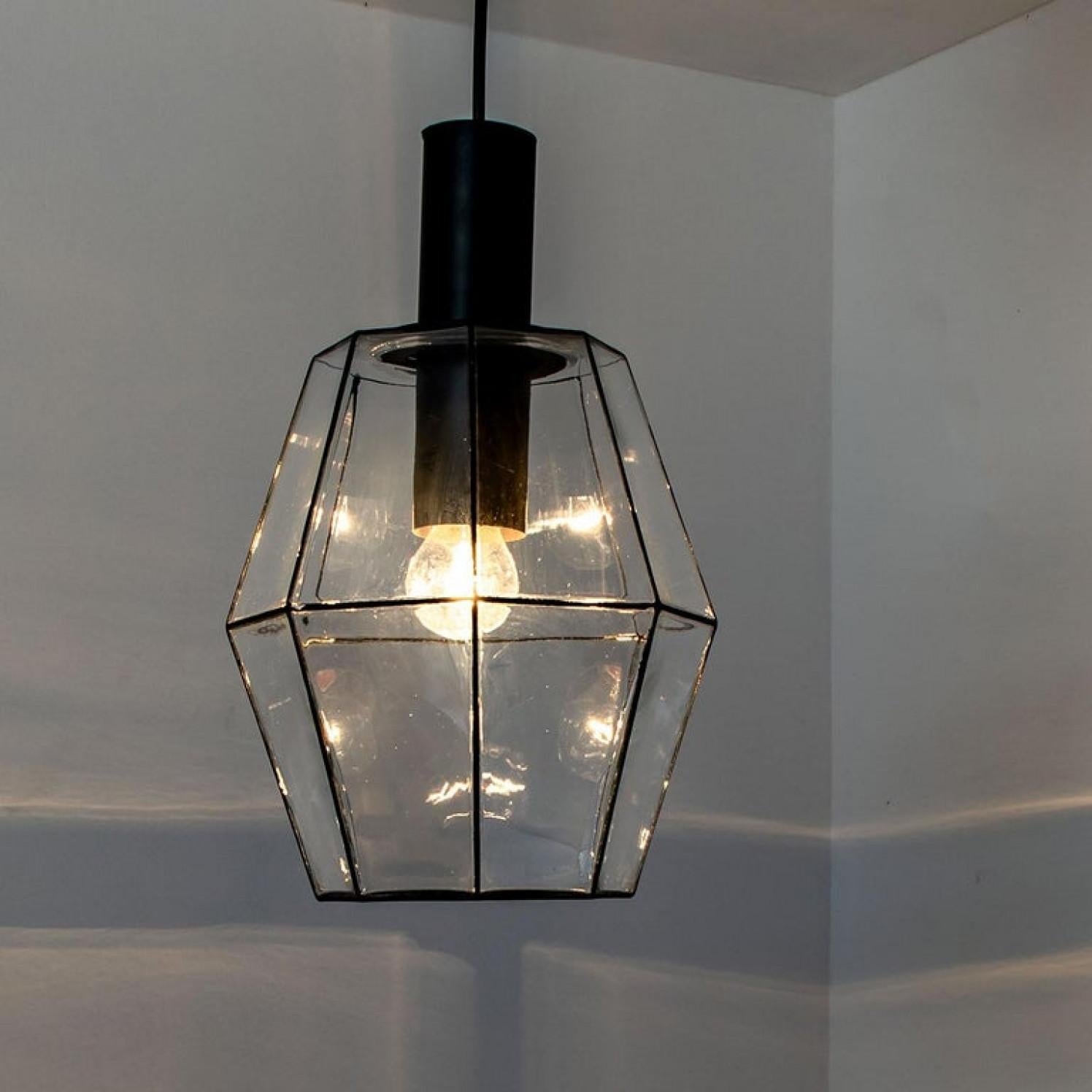 Diversi lampadari geometrici in ferro e vetro trasparente di Limburg in vendita 5