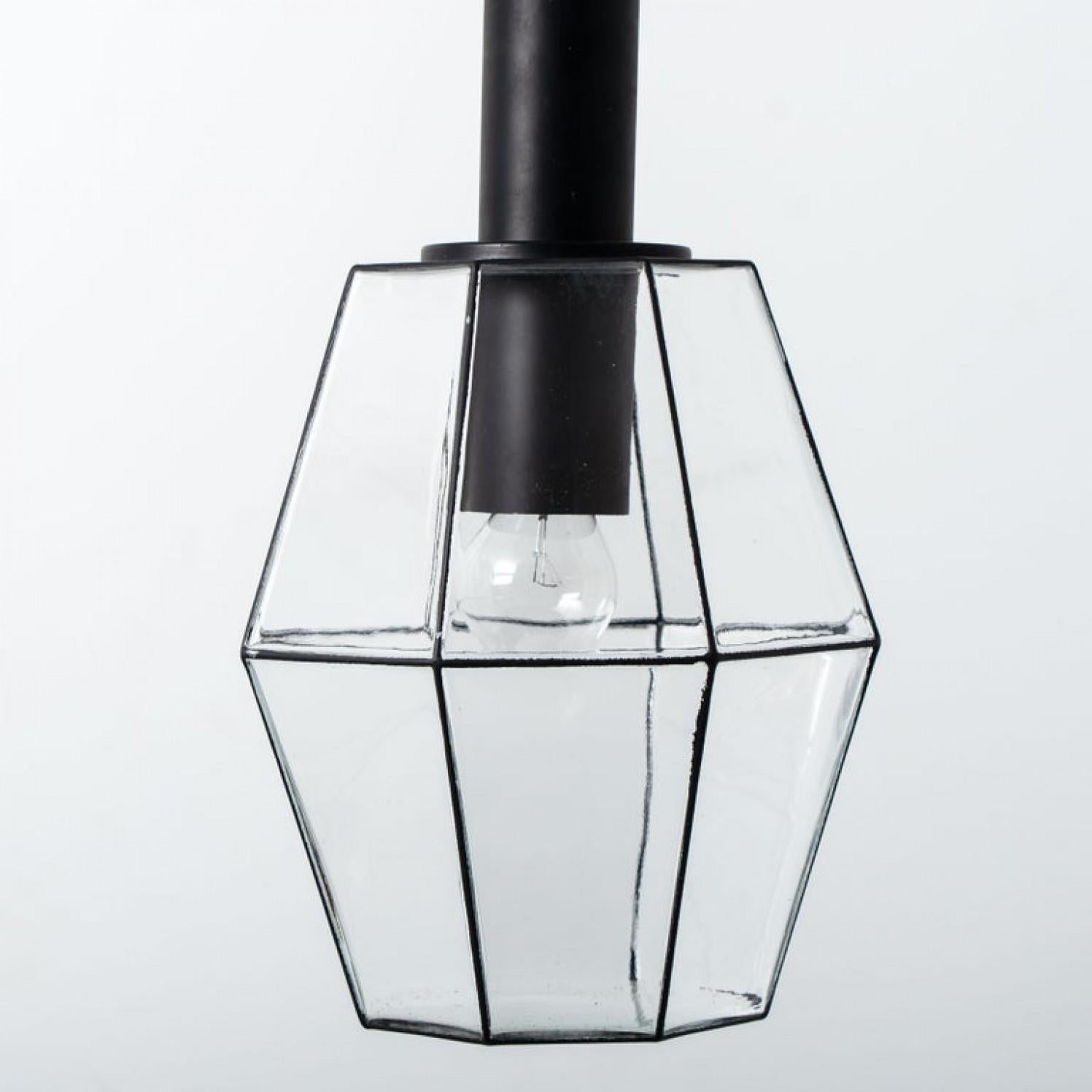 Diversi lampadari geometrici in ferro e vetro trasparente di Limburg in vendita 1