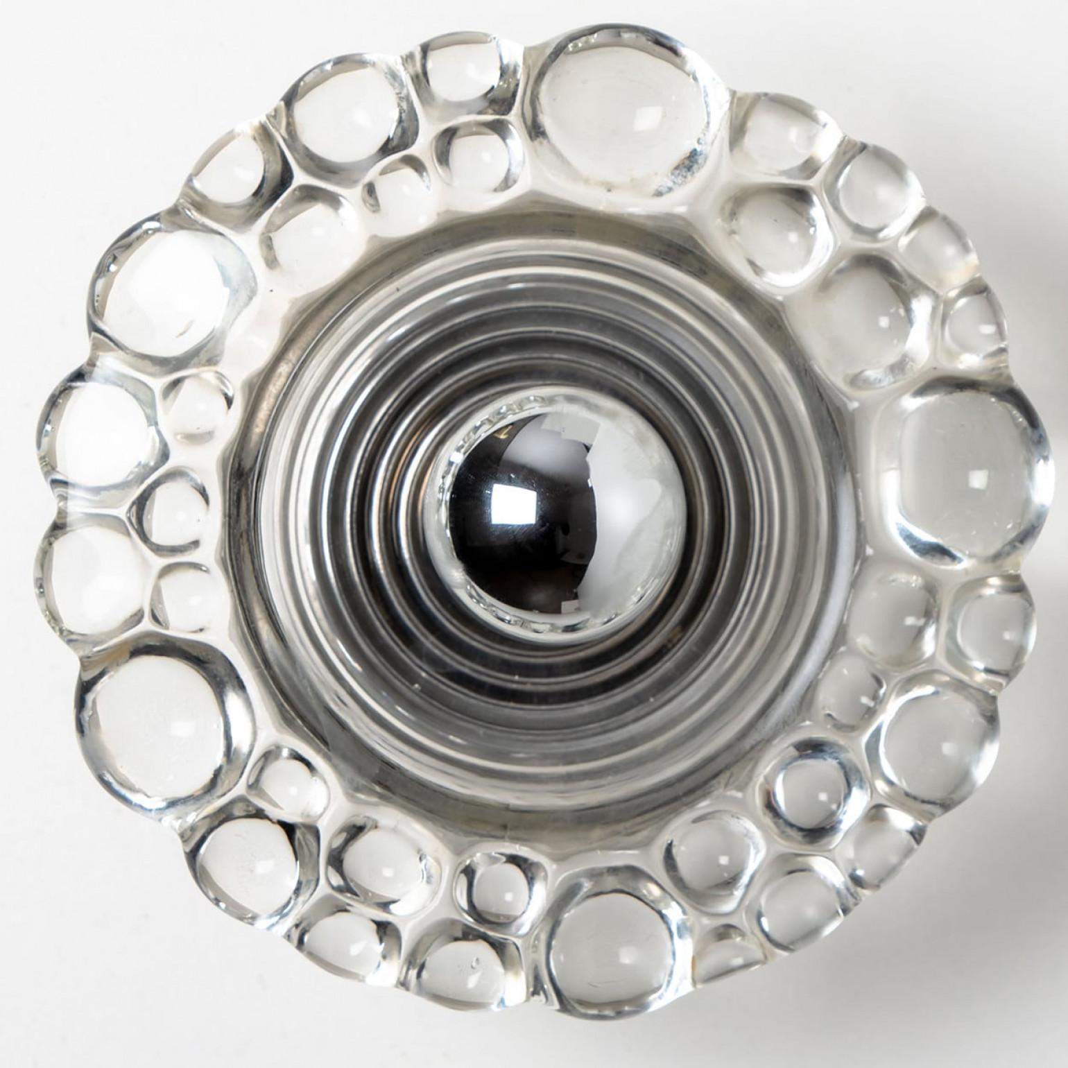 Plusieurs lampes murales en verre et chromées par Hillebrand, Allemagne, années 1960 en vente 9