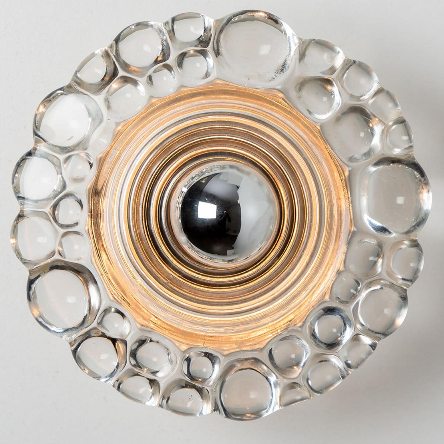 Milieu du XXe siècle Plusieurs lampes murales en verre et chromées par Hillebrand, Allemagne, années 1960 en vente
