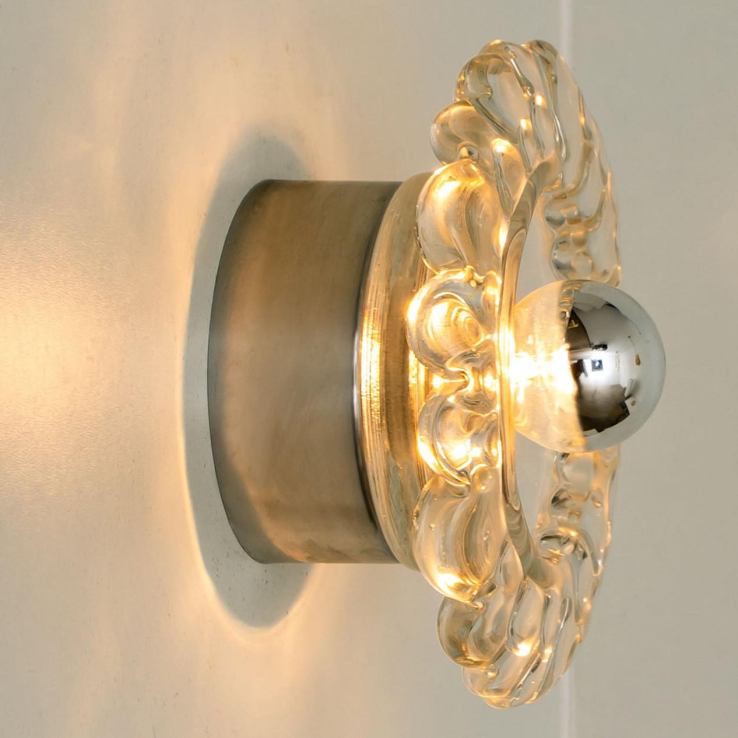 Plusieurs lampes murales en verre et chromées par Hillebrand, Allemagne, années 1960 en vente 1
