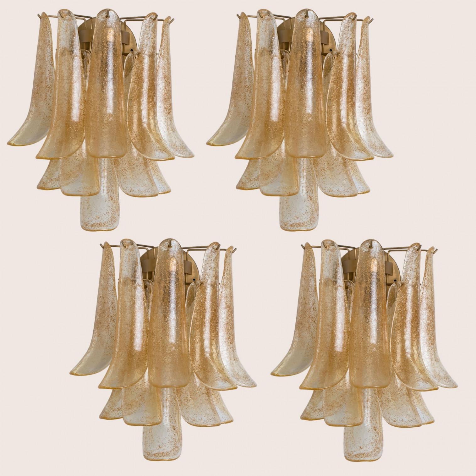 Varios apliques de Murano de cristal ámbar dorado, Italia Otro en venta