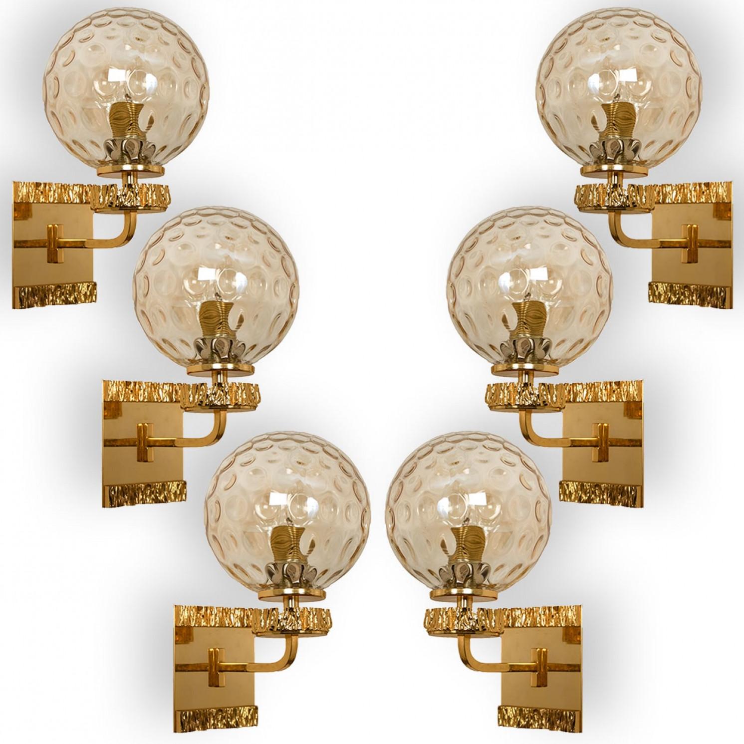 italien Plusieurs lampes murales en verre doré dans le style de Brotto, Allemagne 1970 en vente