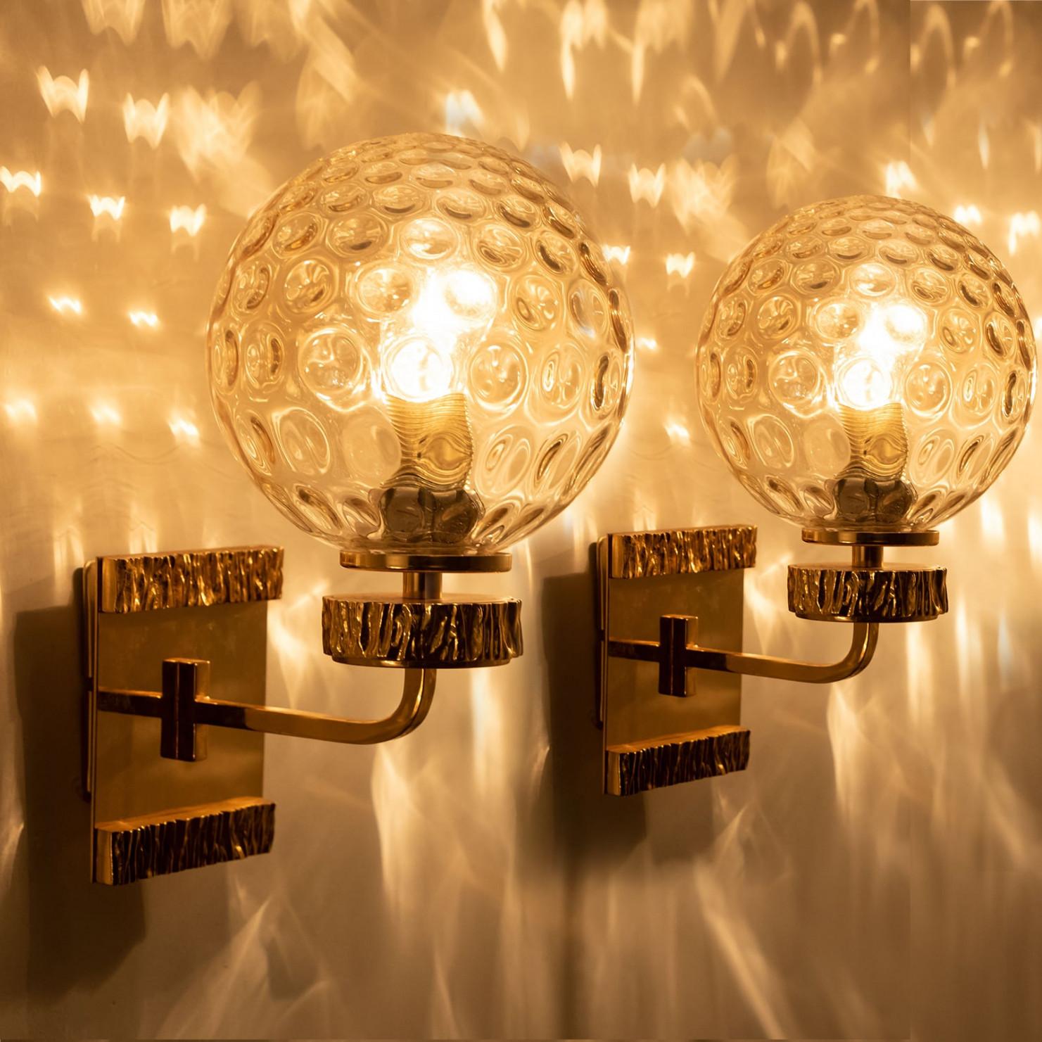 20ième siècle Plusieurs lampes murales en verre doré dans le style de Brotto, Allemagne 1970 en vente