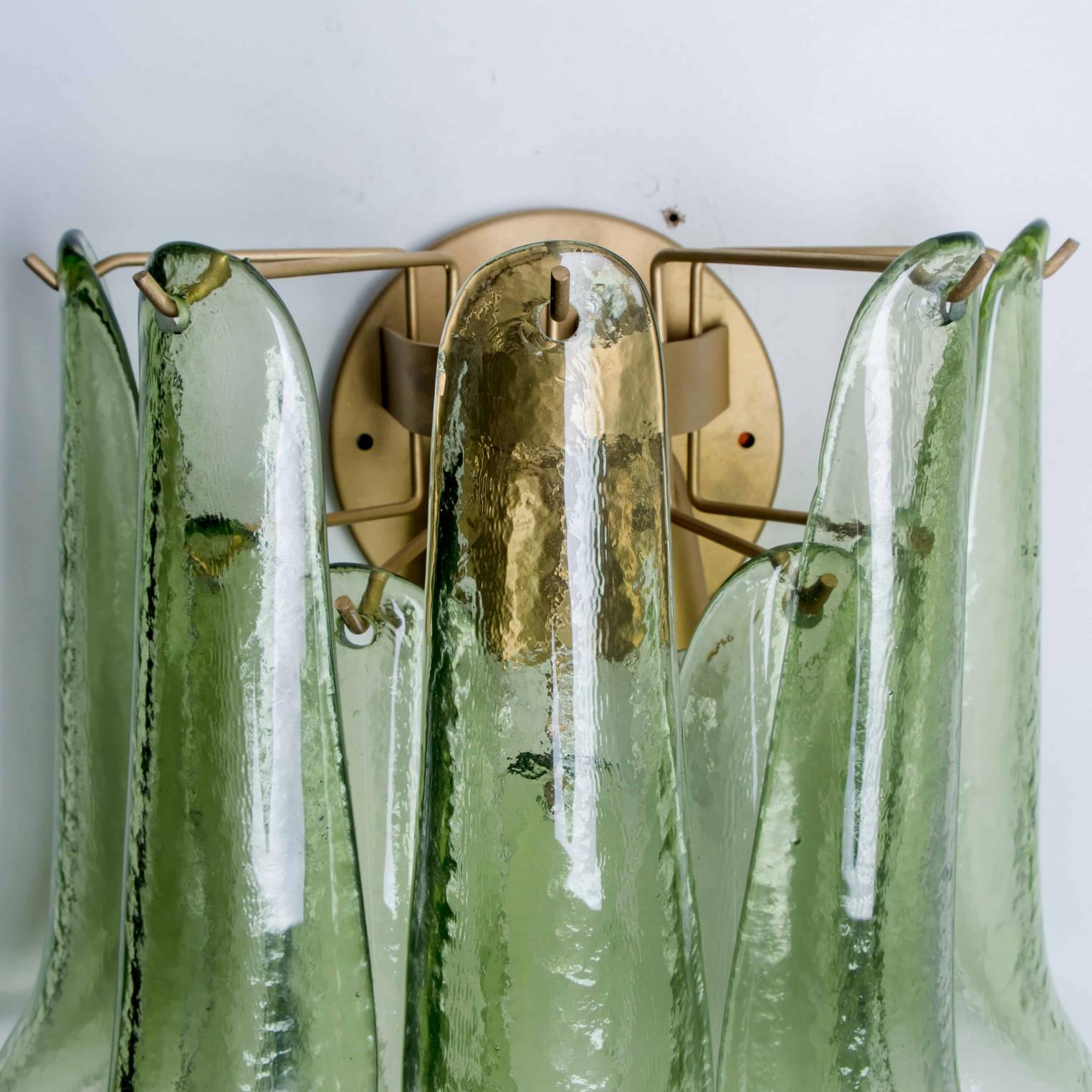 Diverse lampade da parete a forma di foglia in vetro di Murano verde, Italia in vendita 1