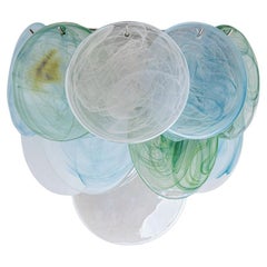 Varios Discos Grandes de Cristal Azul Blanco Verde de Murano y Aplique de Latón, Italia
