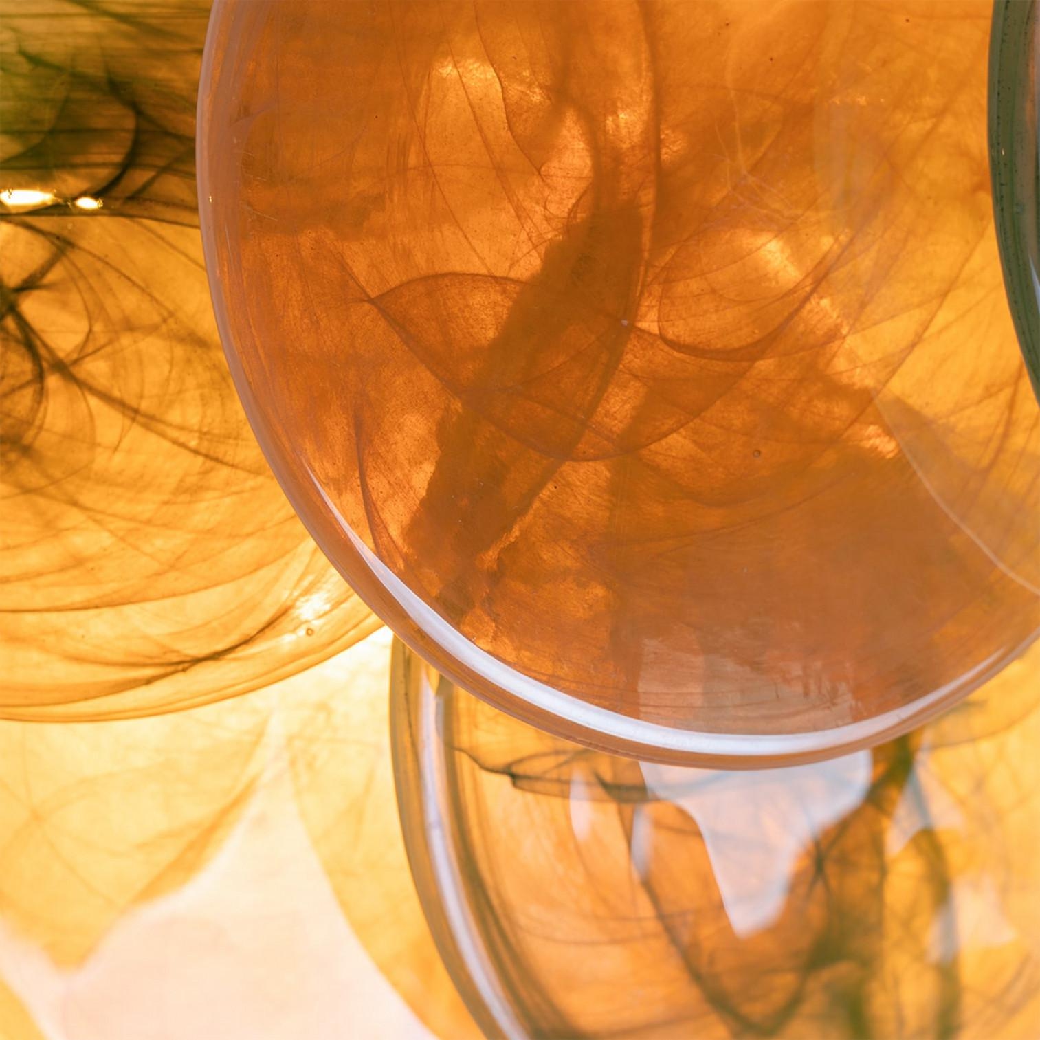 Diversi grandi dischi di vetro marrone-verde di Murano e lampade da parete in ottone, Italia In condizioni buone in vendita a Rijssen, NL