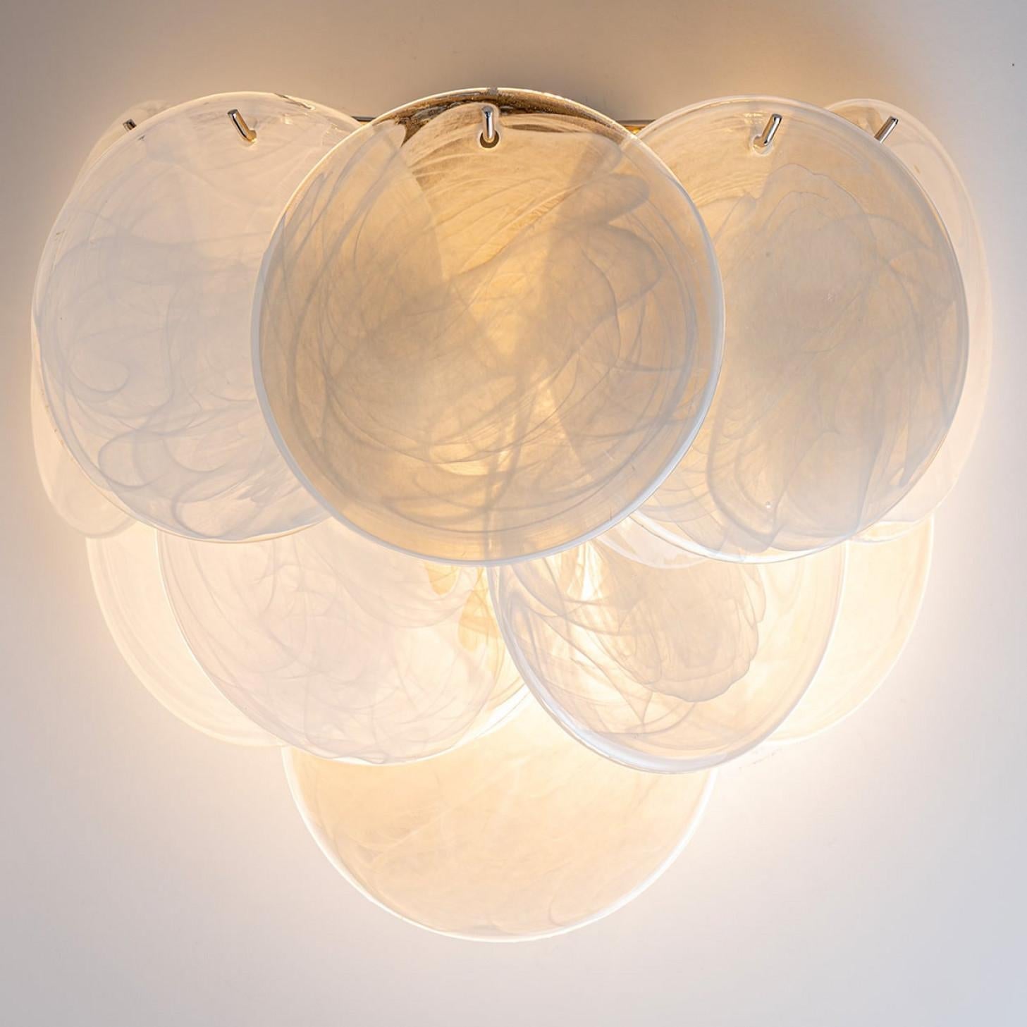 Varios Discos Grandes de Cristal Blanco de Murano y Apliques Cromados, Italia Otro en venta