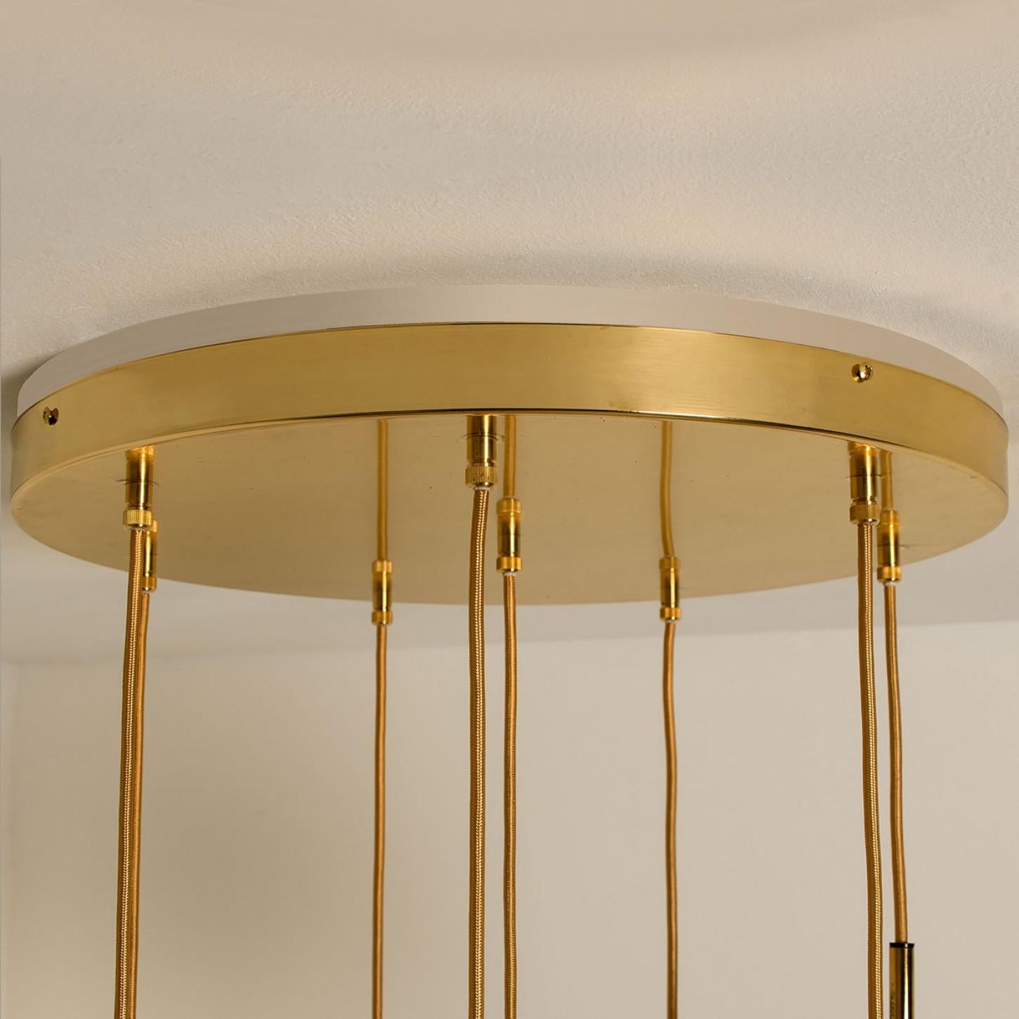 Plusieurs lampes à suspension en verre Mazzega, Italie 1970 en vente 3