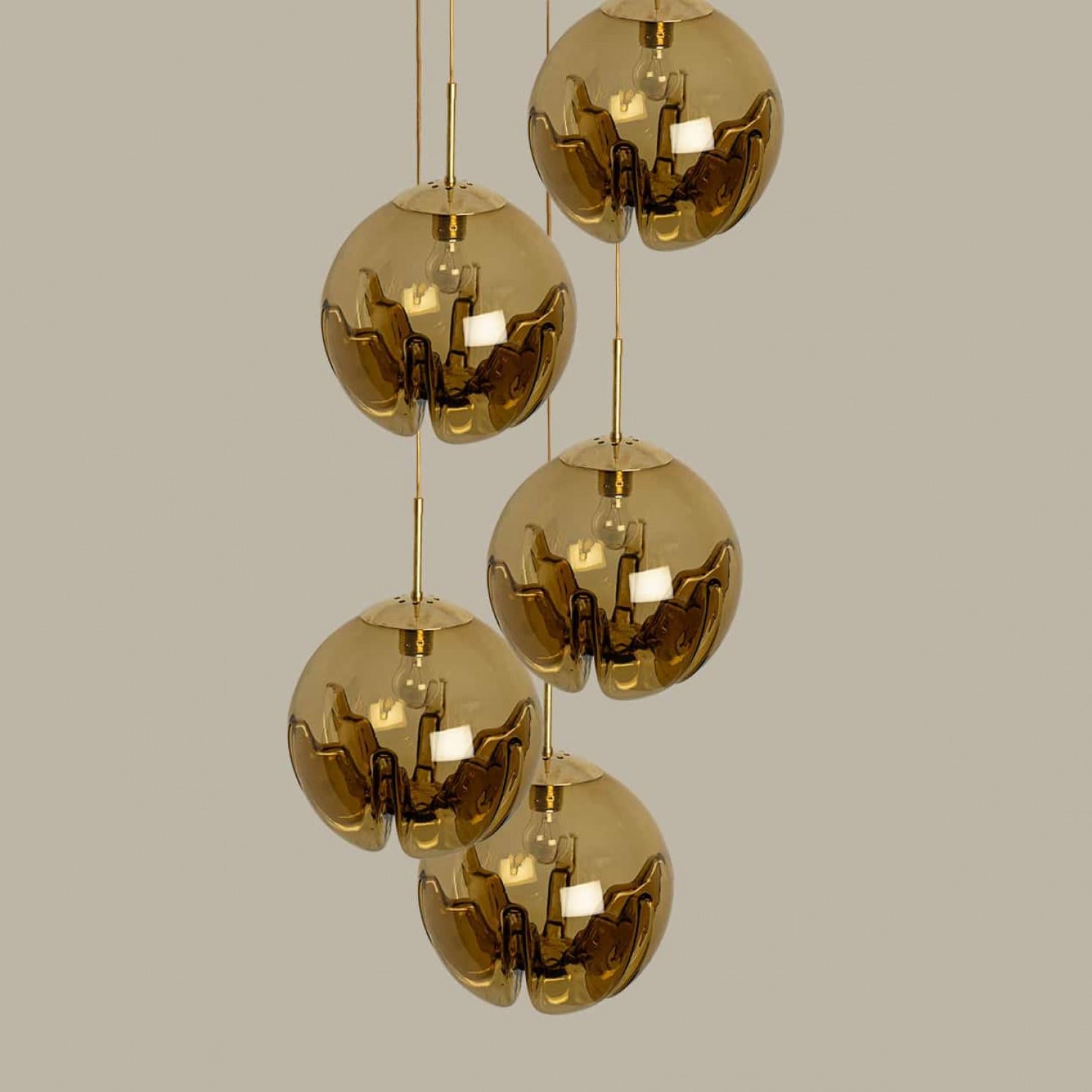 Diversi pendenti a forma di ciotola in vetro di Mazzega, Italia 1970 in vendita 3