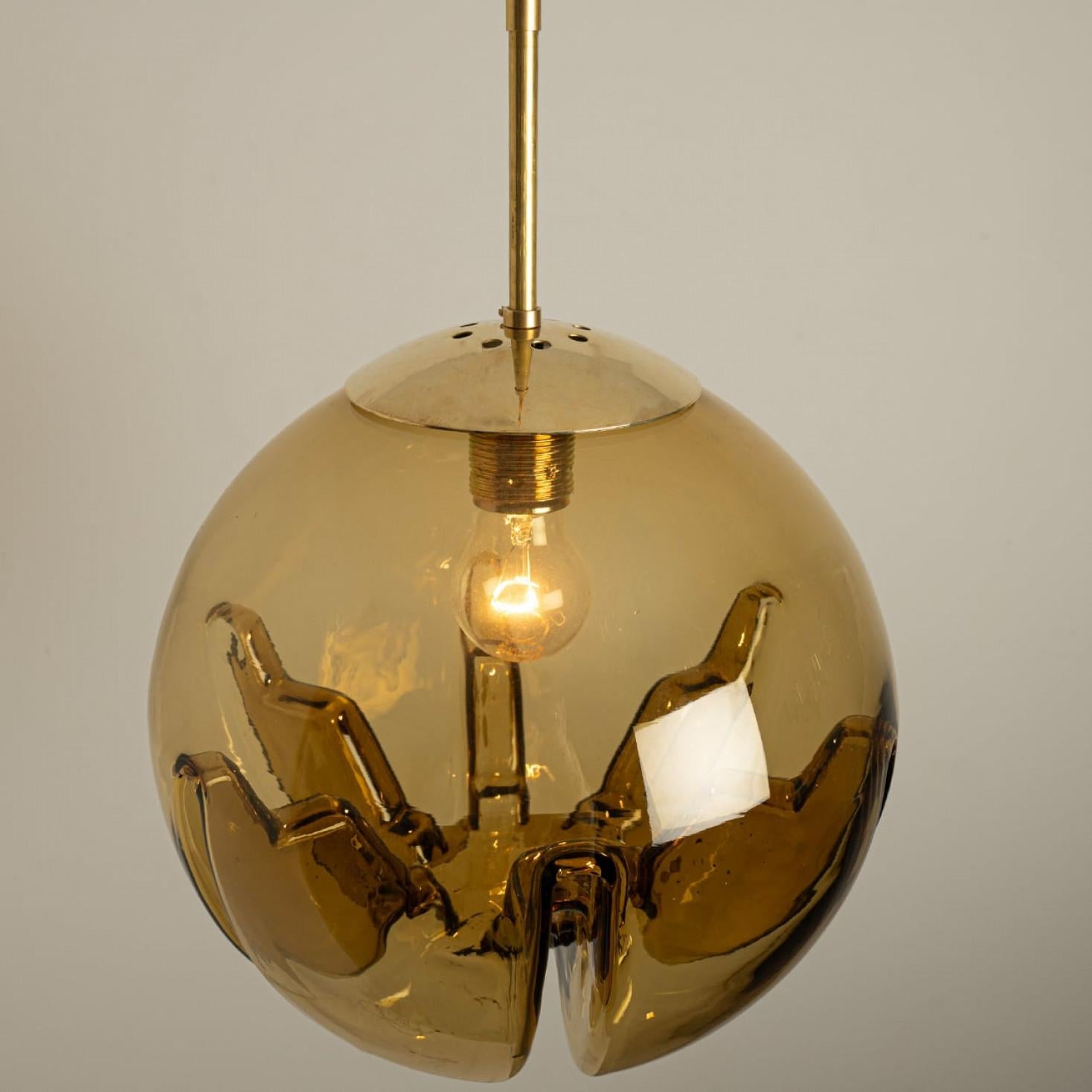 Diversi pendenti a forma di ciotola in vetro di Mazzega, Italia 1970 in vendita 9