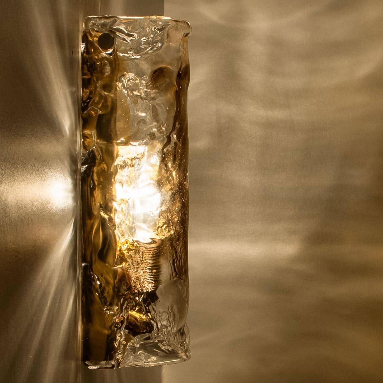 Plusieurs paires d'appliques demi-rondes en verre de Murano, Italie, années 1970 en vente 4