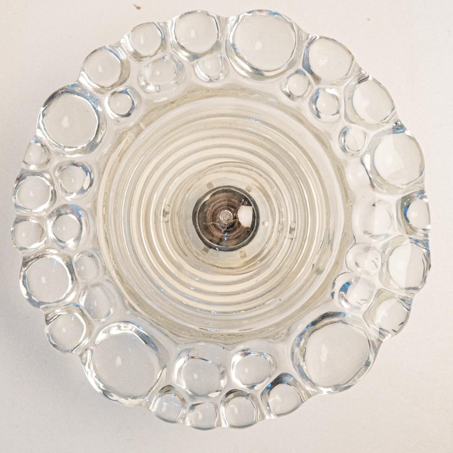 Autre Plusieurs appliques en verre bullé Peill Putzler, 1970 en vente