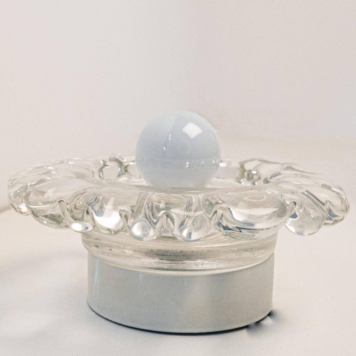 Plusieurs appliques en verre bullé Peill Putzler, 1970 en vente 1