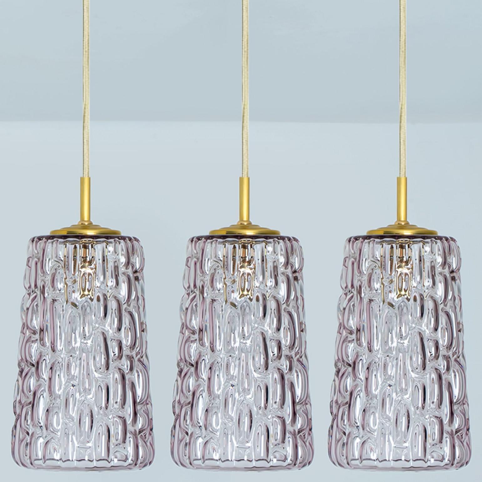 Varias lámparas colgantes de cristal morado al estilo de Kalmar, años 50 Otro en venta