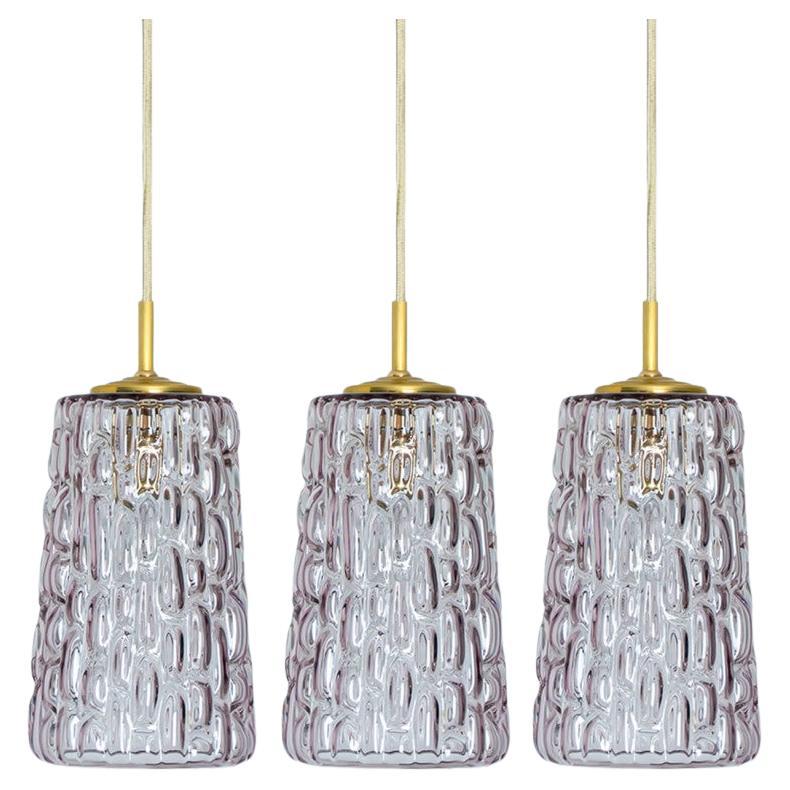 Varias lámparas colgantes de cristal morado al estilo de Kalmar, años 50 en venta