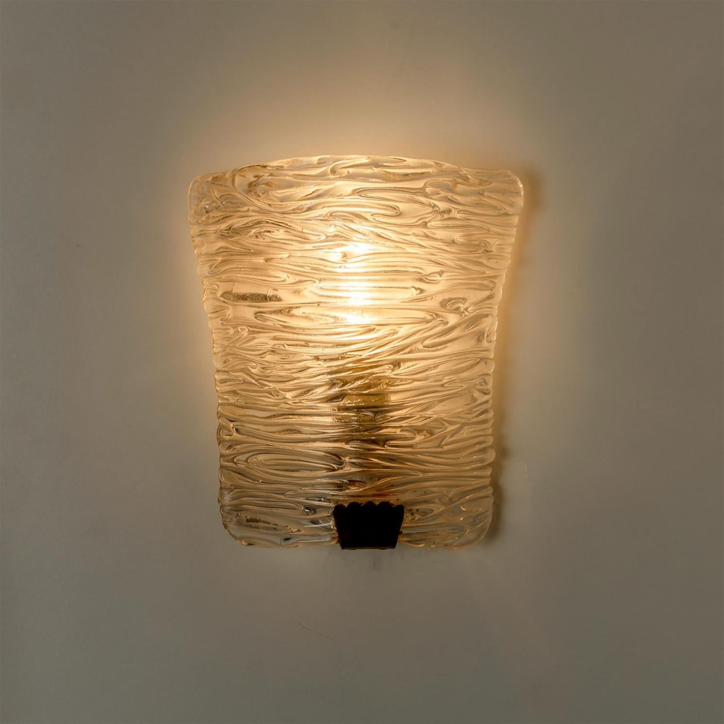 Several Solid Glass and Brass Wall Lights by J.T. Kalmar, 1960 en venta 10