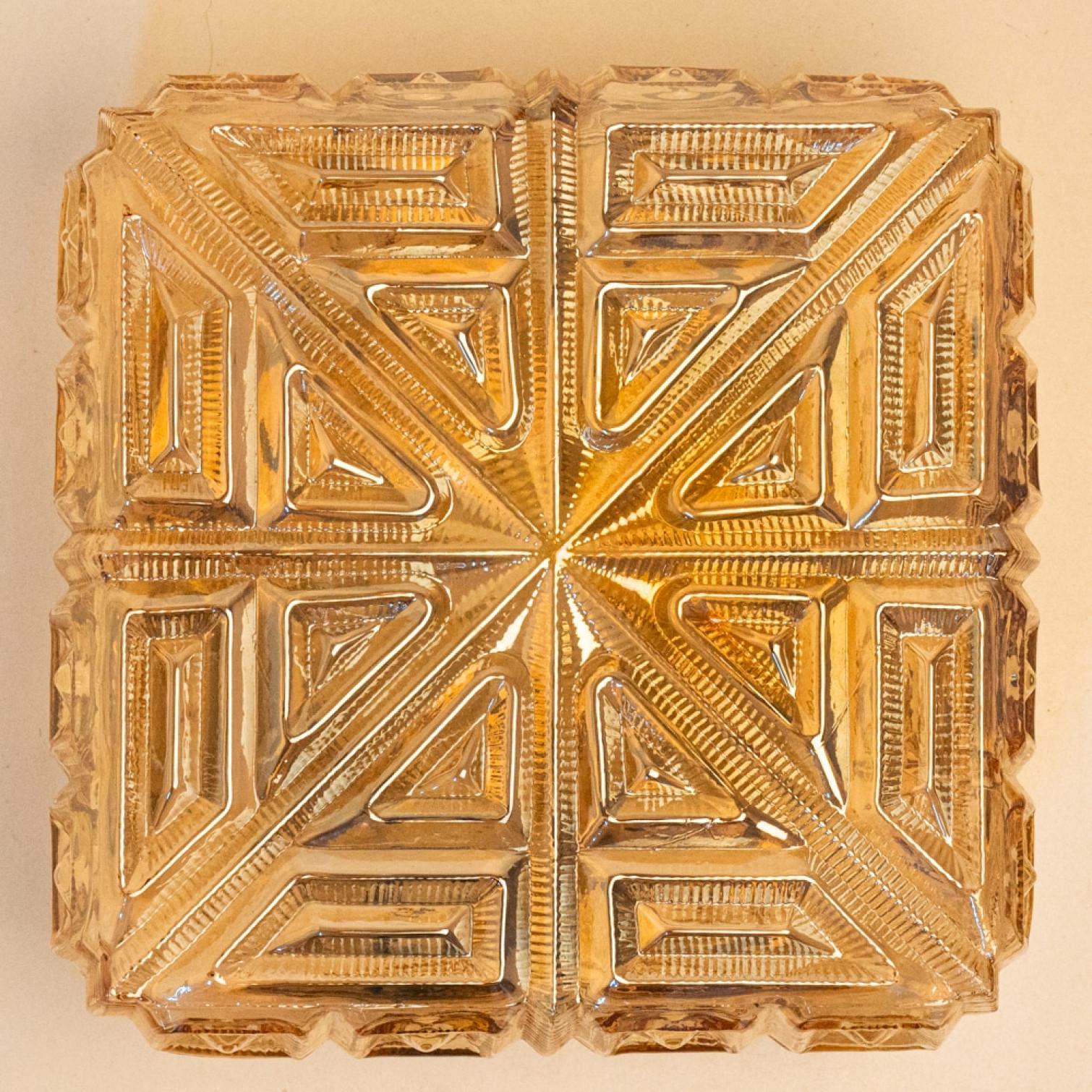 Several Square Amber Glass Flush Mounts in the Style of Tynell, 1960 en vente 2