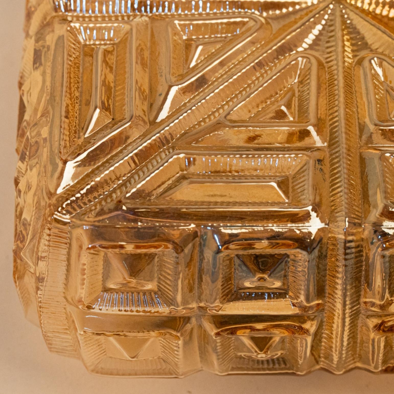 Several Square Amber Glass Flush Mounts in the Style of Tynell, 1960 en vente 3