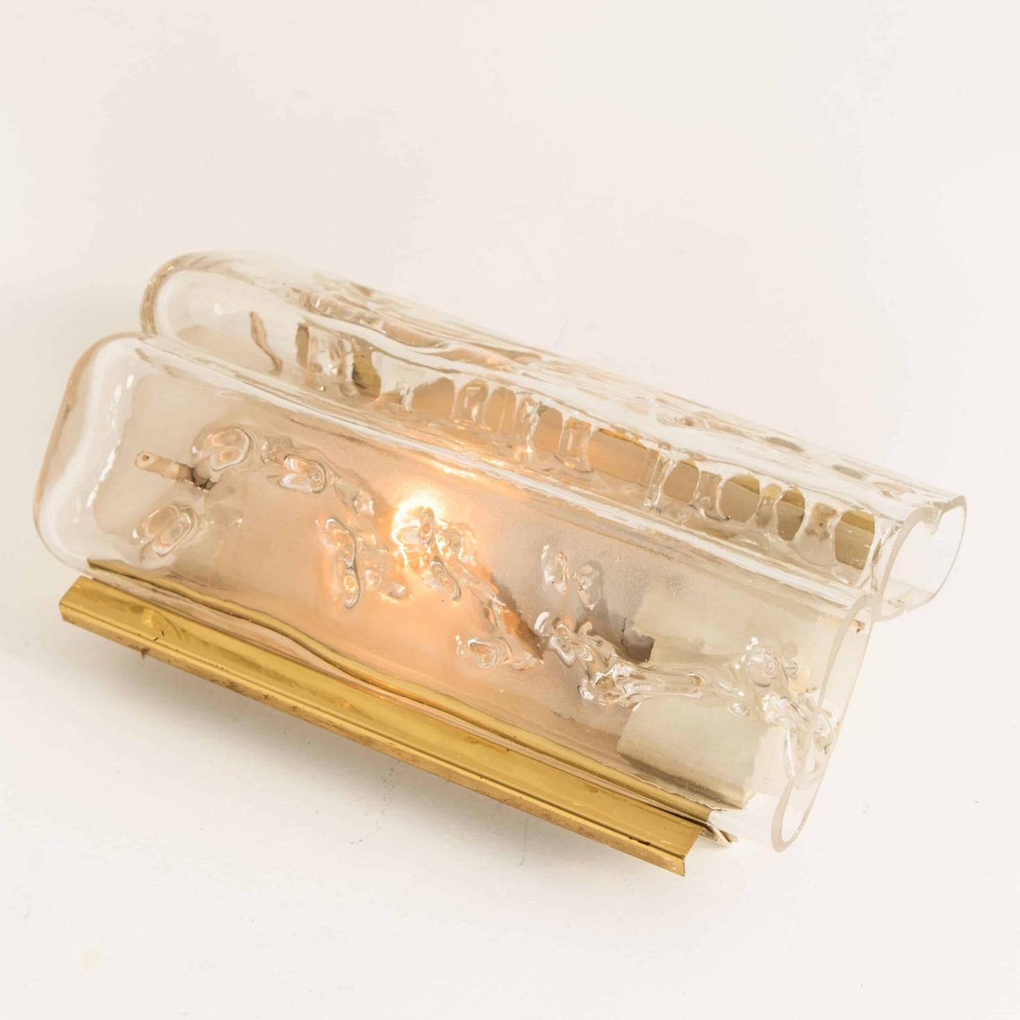 Mehrere strukturierte Wandleuchter aus geblasenem Glas und Messing von Doria, 1960 im Angebot 5