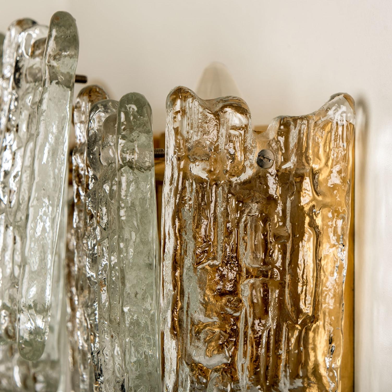 Mehrere XL-Wandleuchten aus strukturiertem Eisglas von Kalmar, 1970 im Zustand „Gut“ im Angebot in Rijssen, NL