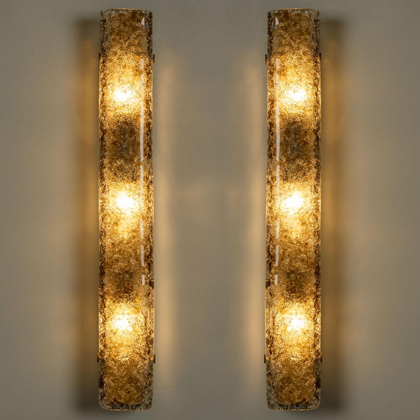 Plusieurs lampes murales en verre fumé de Kaiser Leuchten, années 1970 en vente 10