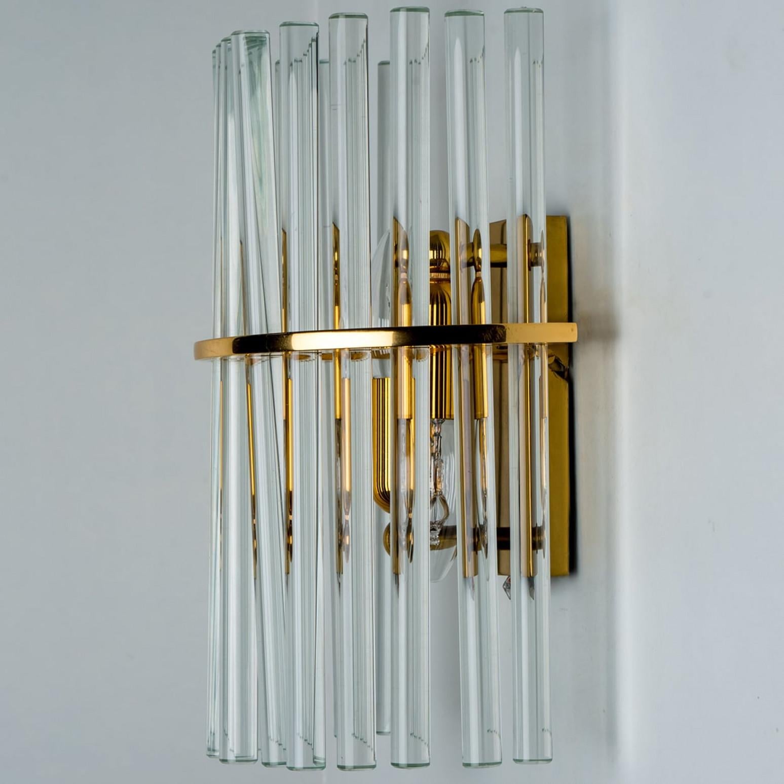 Varios candelabros de latón dorado transparente estilo Venini, 1970 en venta 2