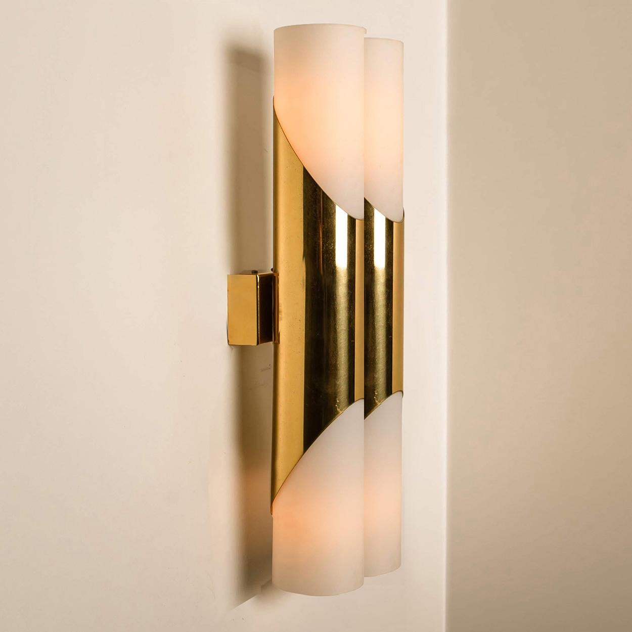 Several Wall Sconces or Wall Lights in the Style of RAAK Amsterdam, 1970 For Sale 3
