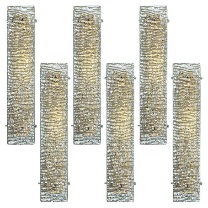 Mehrere XL strukturierte Kaiser Glas und Messing Wall Lights im Angebot