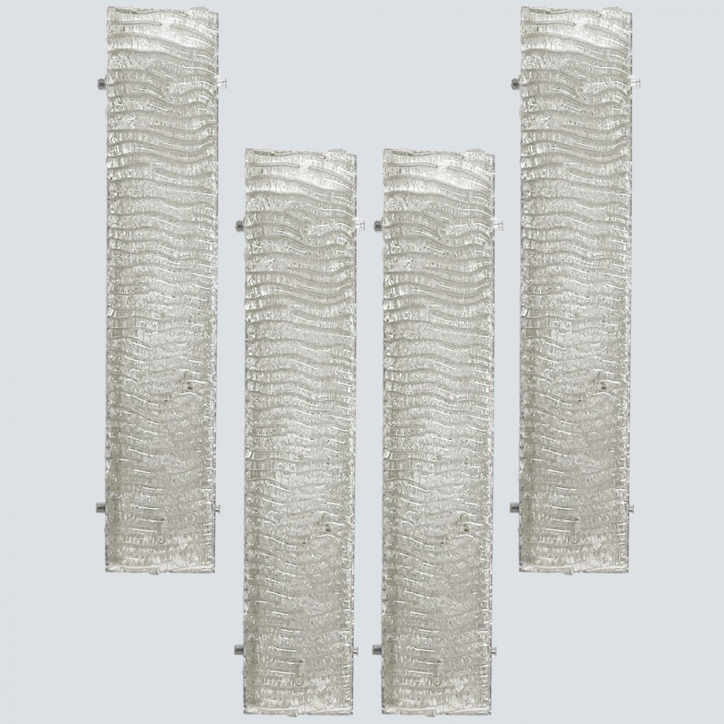 Mehrere XL-Wandleuchten aus strukturiertem Kaiser-Glas und weißem Metall im Angebot 5