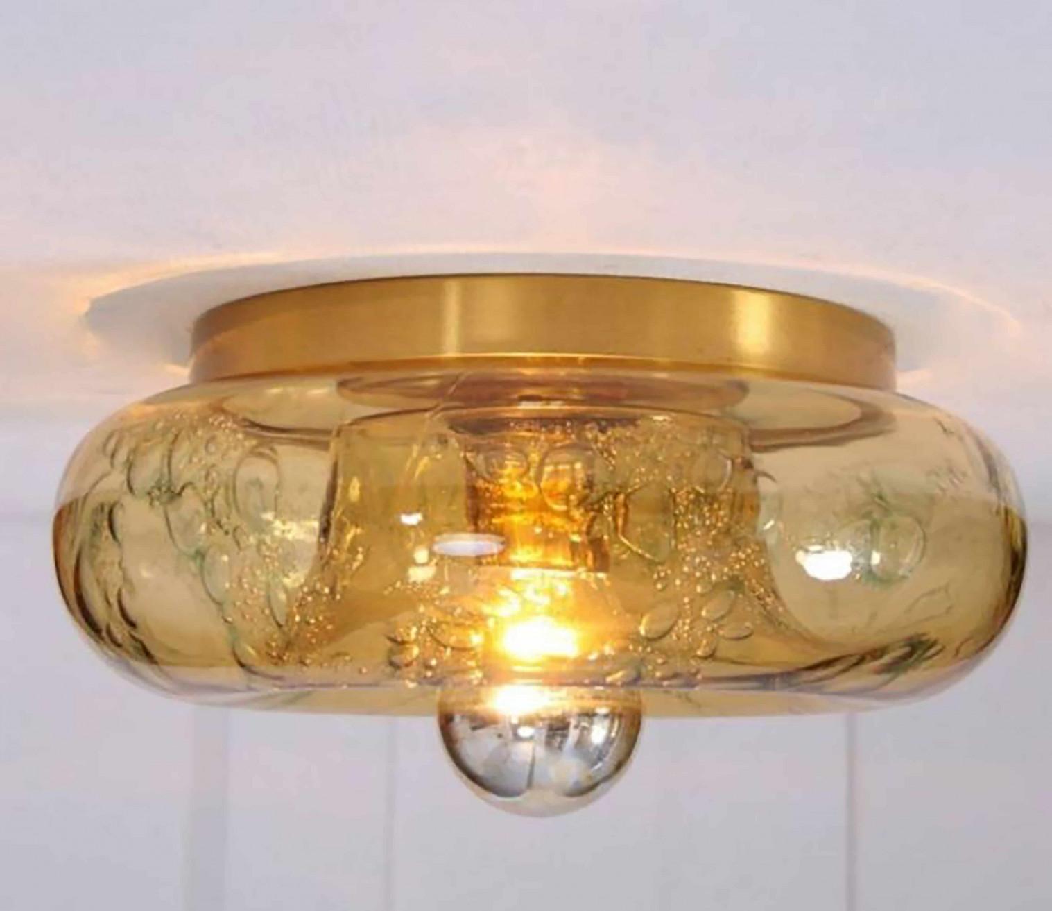 Mehrere Einbaubeleuchtung aus gelbem Glas von Doria Leuchten, Deutschland 1970 (Ende des 20. Jahrhunderts) im Angebot