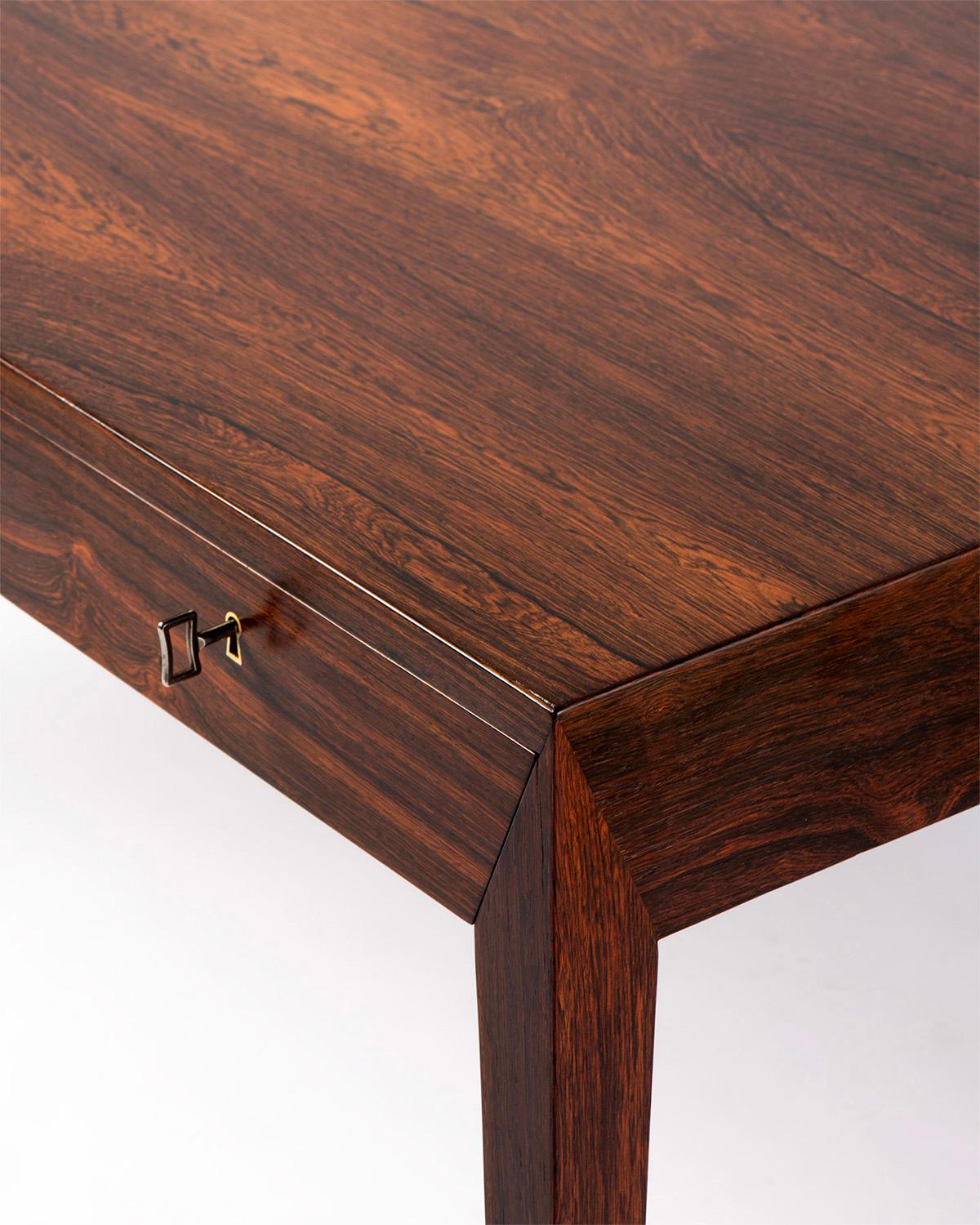 Placage Bureau danois en bois de rose Severin Hansen des années 1950 en vente