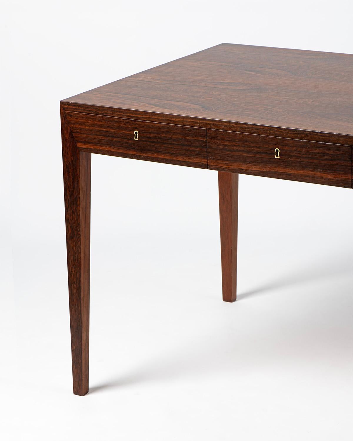 Milieu du XXe siècle Bureau danois en bois de rose Severin Hansen des années 1950 en vente