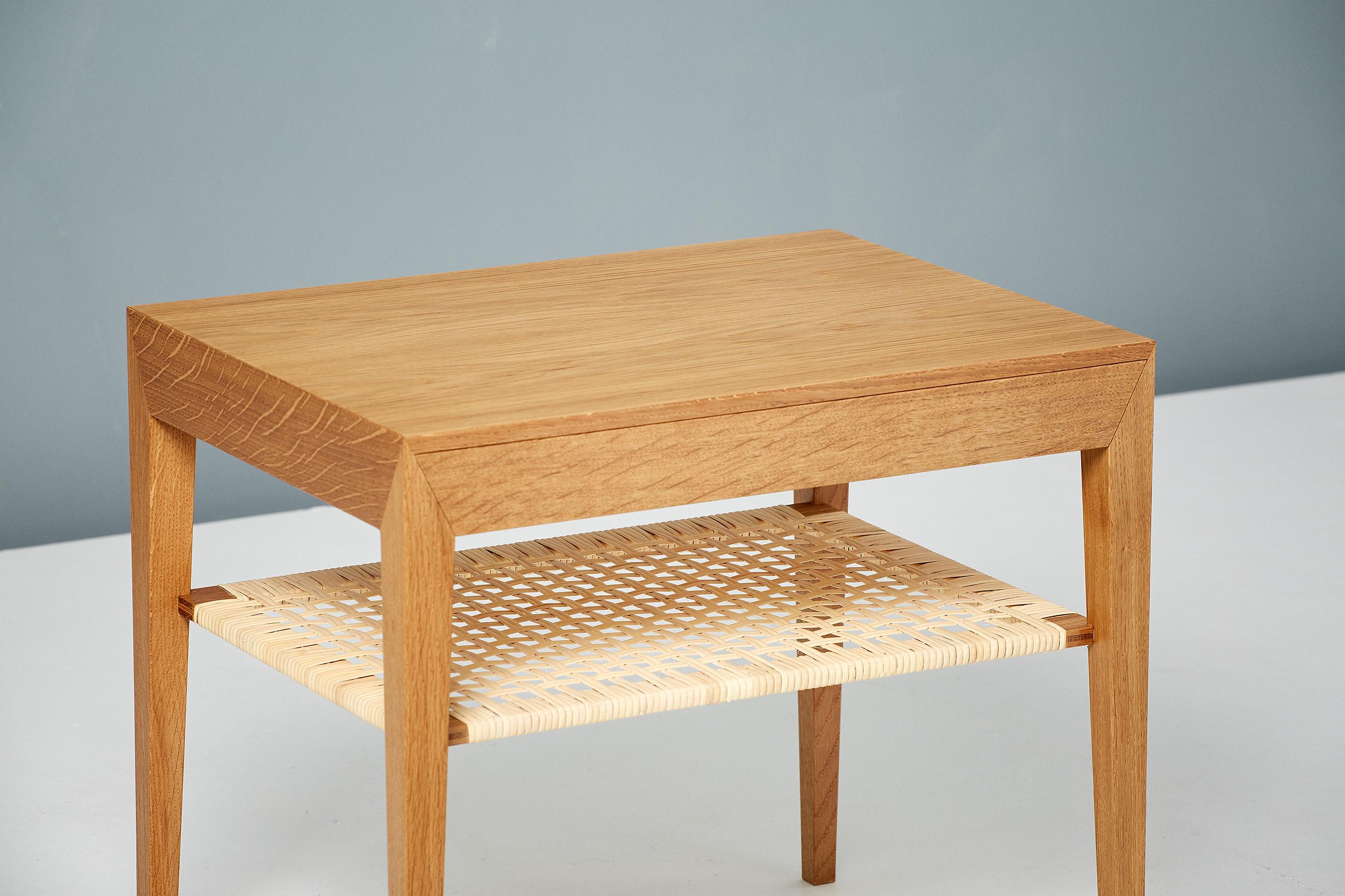 Severin Hansen Tables de nuit en Oak Oak avec étagère en rotin en vente 1