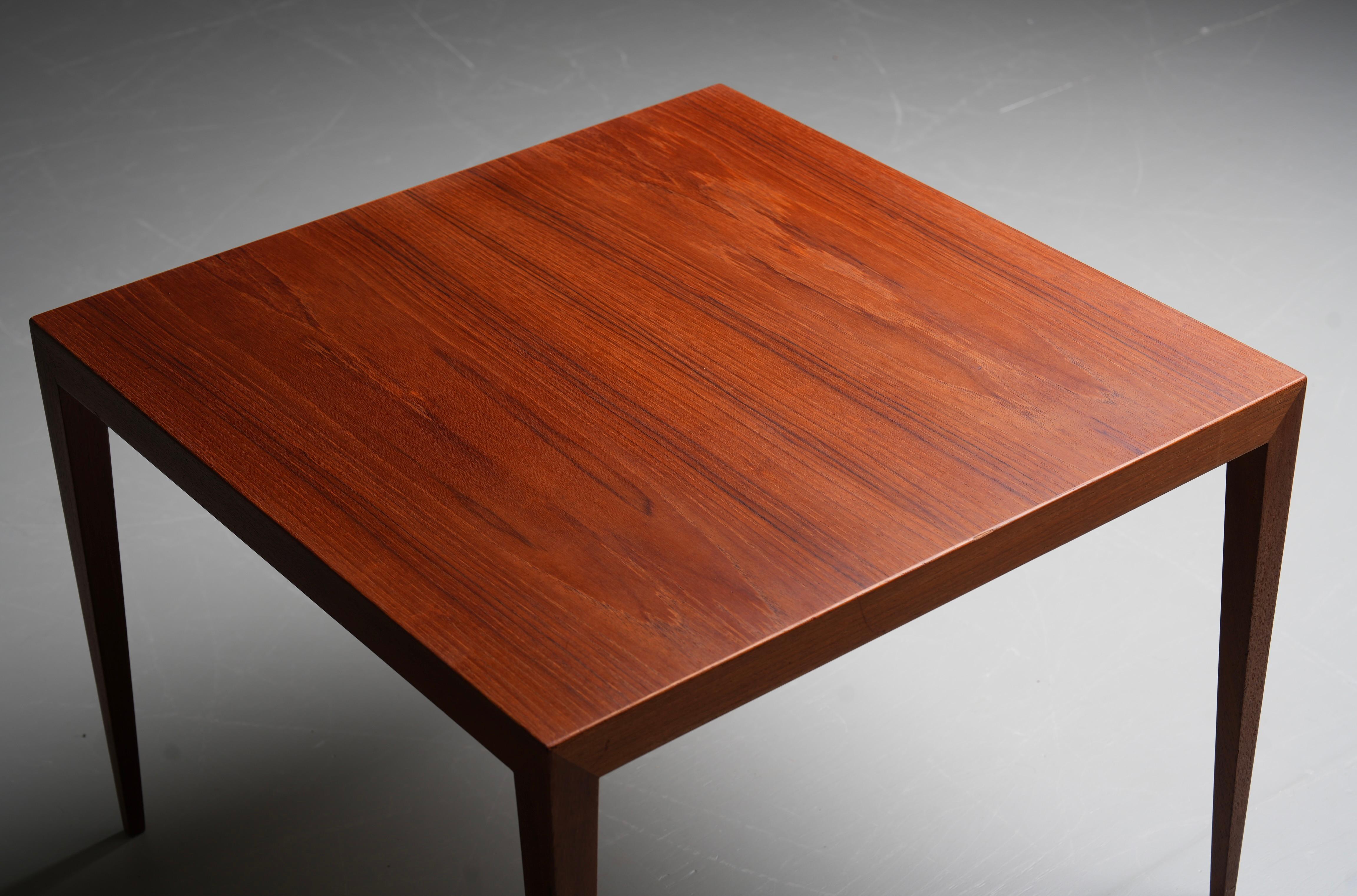 Severin Hansen Coffee Table by Bovenkamp (marked) in Wood, Denmark, 1960's In Good Condition For Sale In Uithoorn, NL