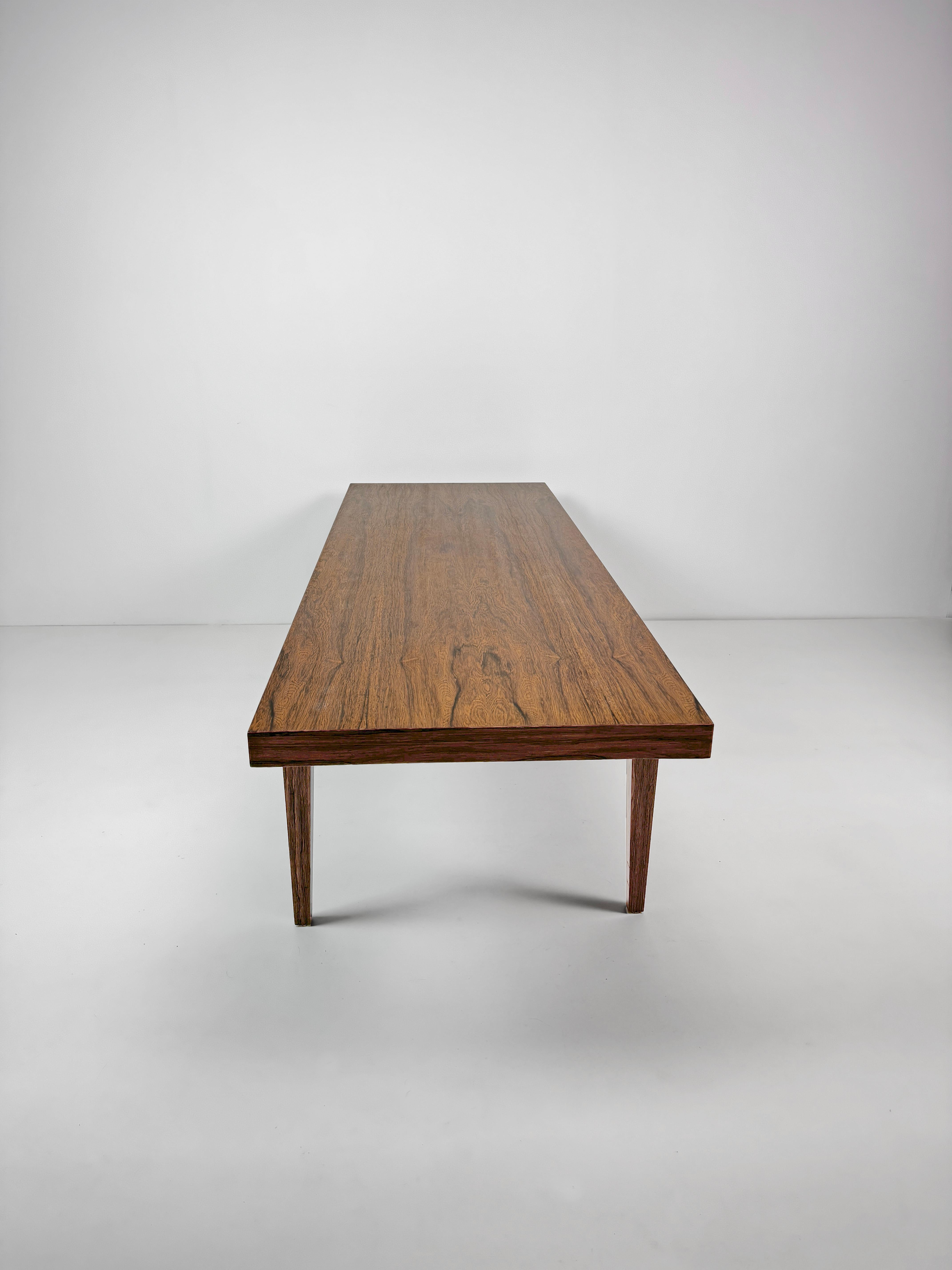 Danois Table basse en palissandre de Severin Hansen pour Haslev Mobelsnedkeri, Danemark, années 1960 en vente